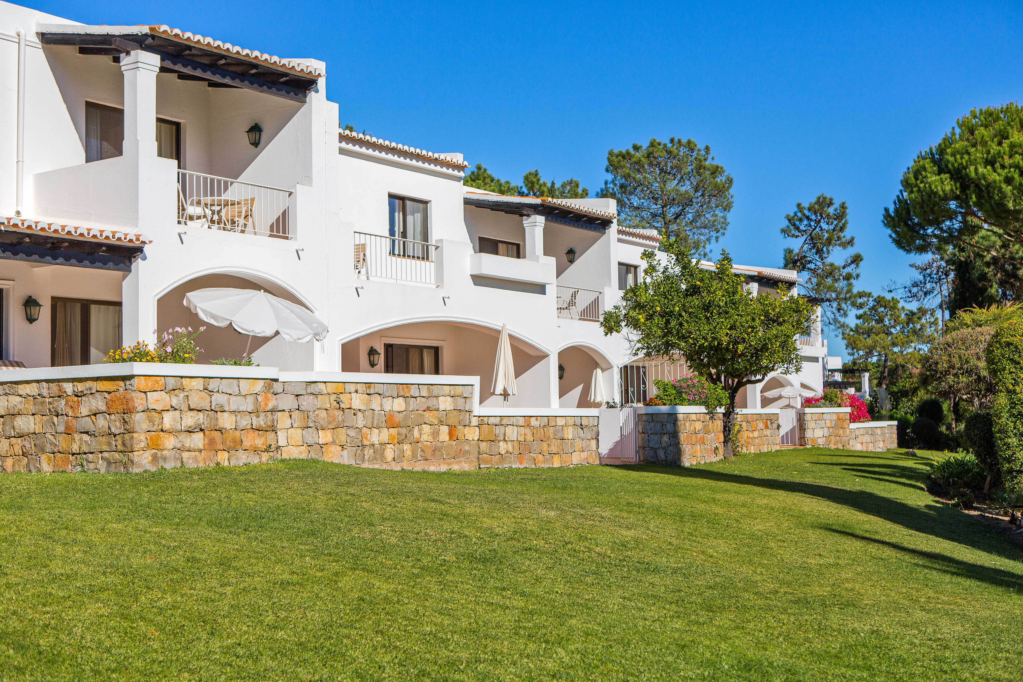 Four Seasons Country Club, Quinta do Lago, Algarve Sunhat Villas