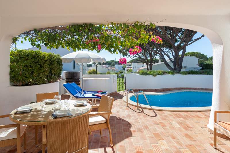 Villa Rosalinda, 2 bedroom villa in Vale do Lobo, Algarve Photo #2
