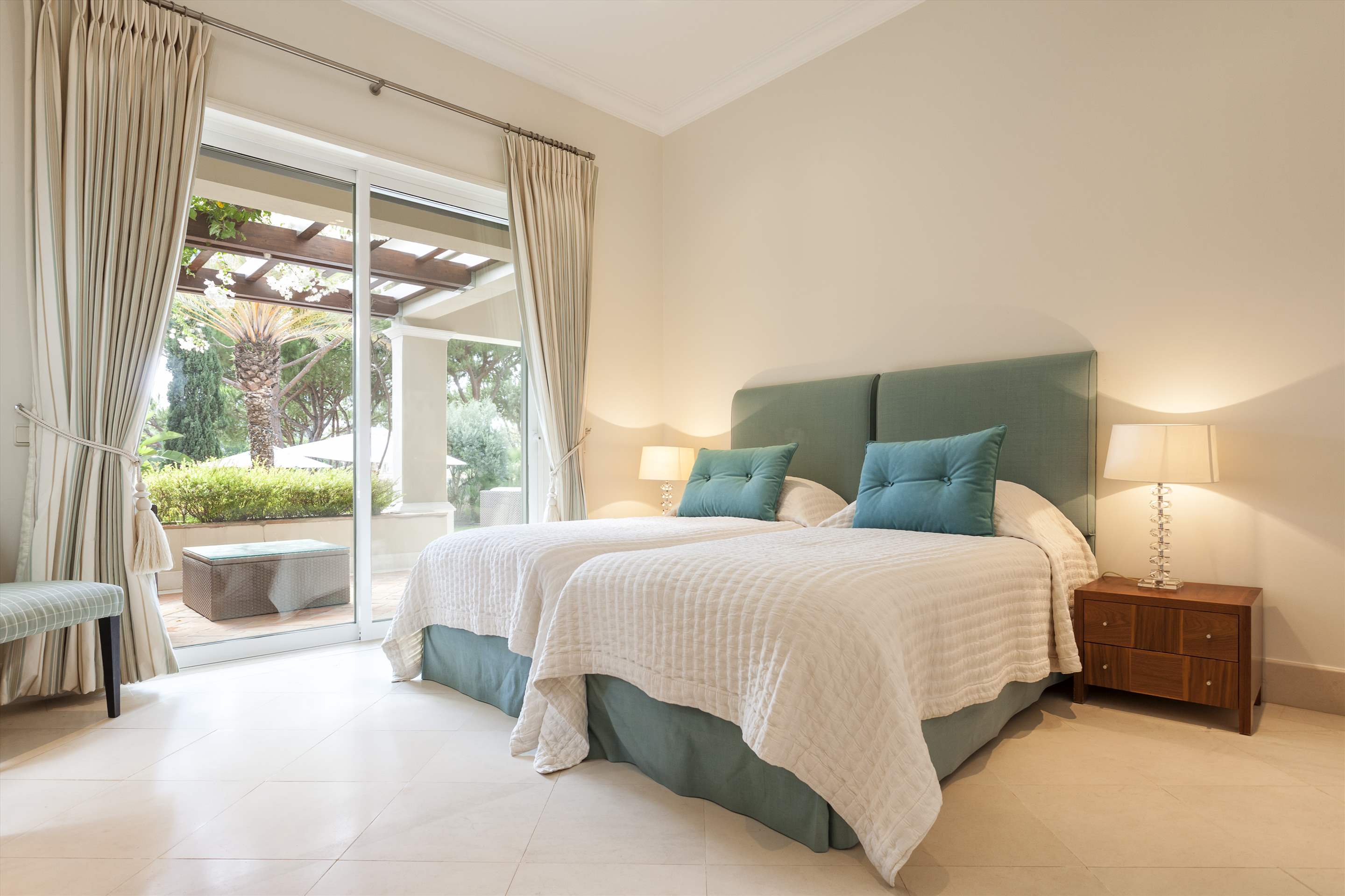 Villa Campainha, 4 Bedroom Rental, 4 bedroom villa in Quinta do Lago, Algarve Photo #15