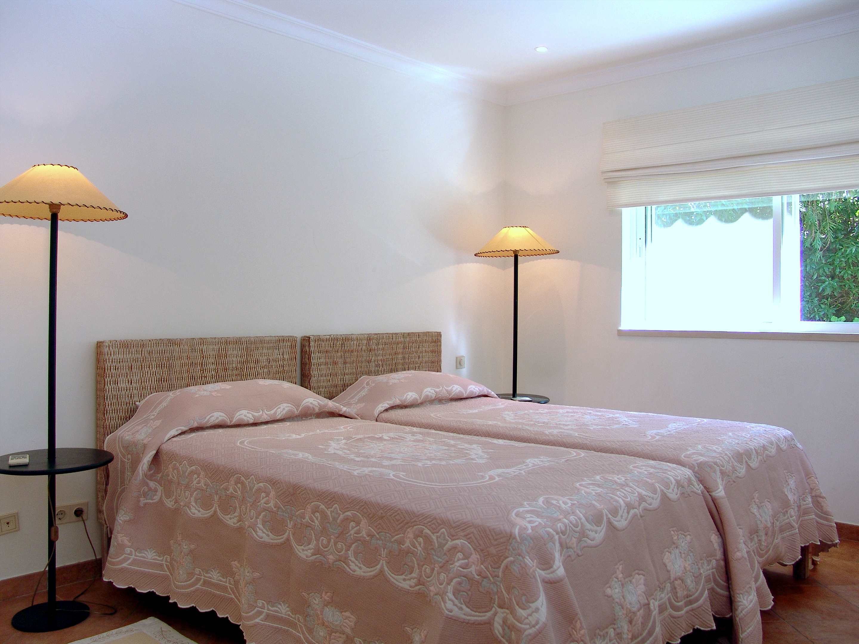 Villa Princesa, 4 bedroom villa in Vale do Lobo, Algarve Photo #12