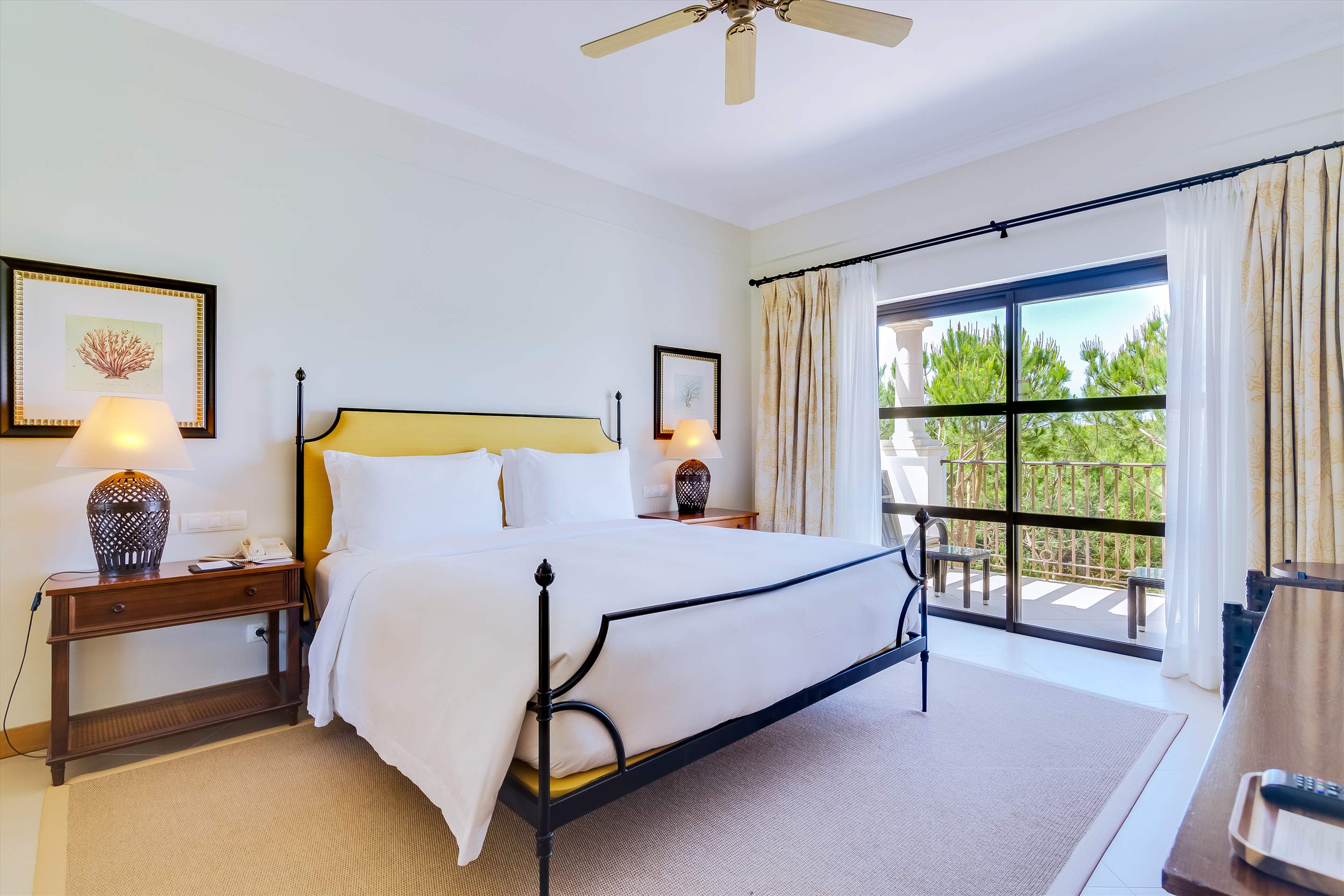 Pine Cliffs Residence, 3 bed luxury comfort suite, 3 bedroom apartment in Pine Cliffs Resort, Algarve Photo #11