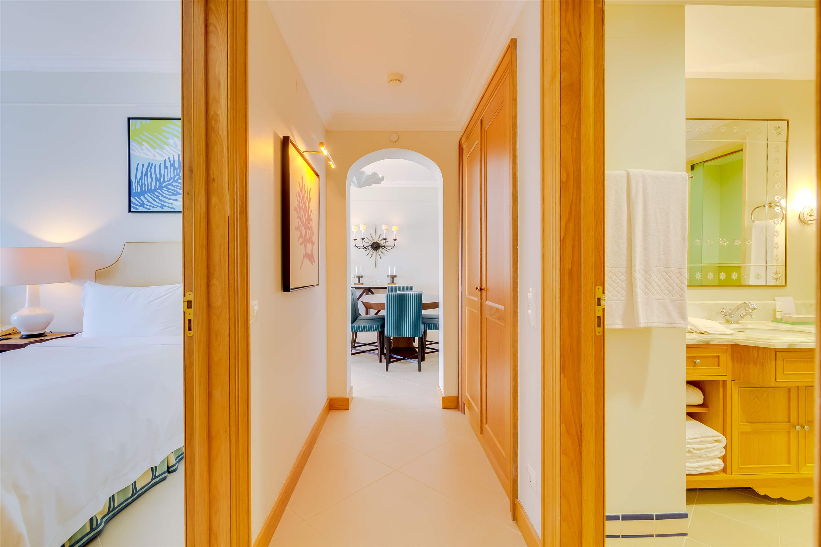 Pine Cliffs Residence, 3 bed luxury comfort suite, 3 bedroom apartment in Pine Cliffs Resort, Algarve Photo #19
