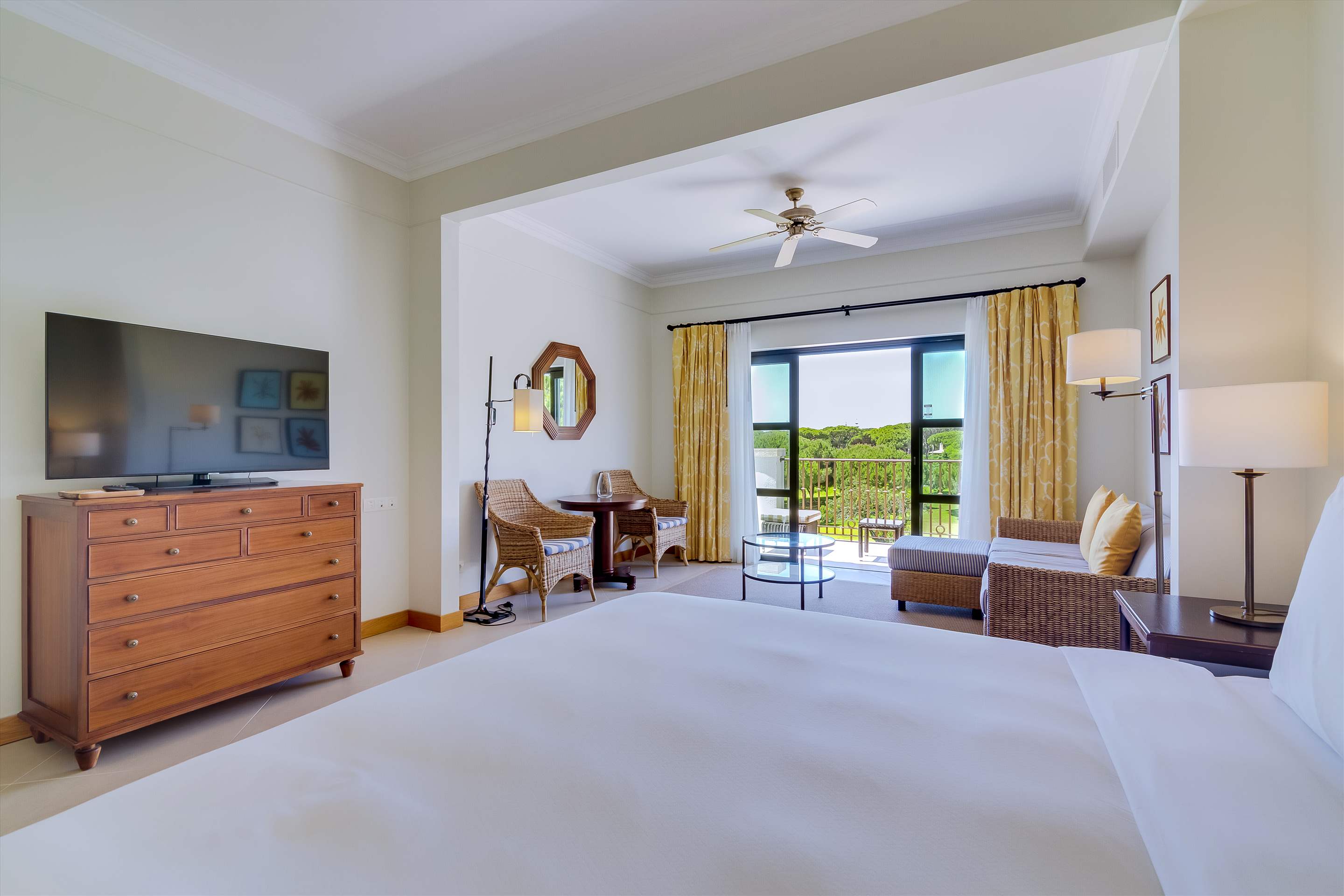 Pine Cliffs Residence, 3 bed luxury comfort suite, 3 bedroom apartment in Pine Cliffs Resort, Algarve Photo #22