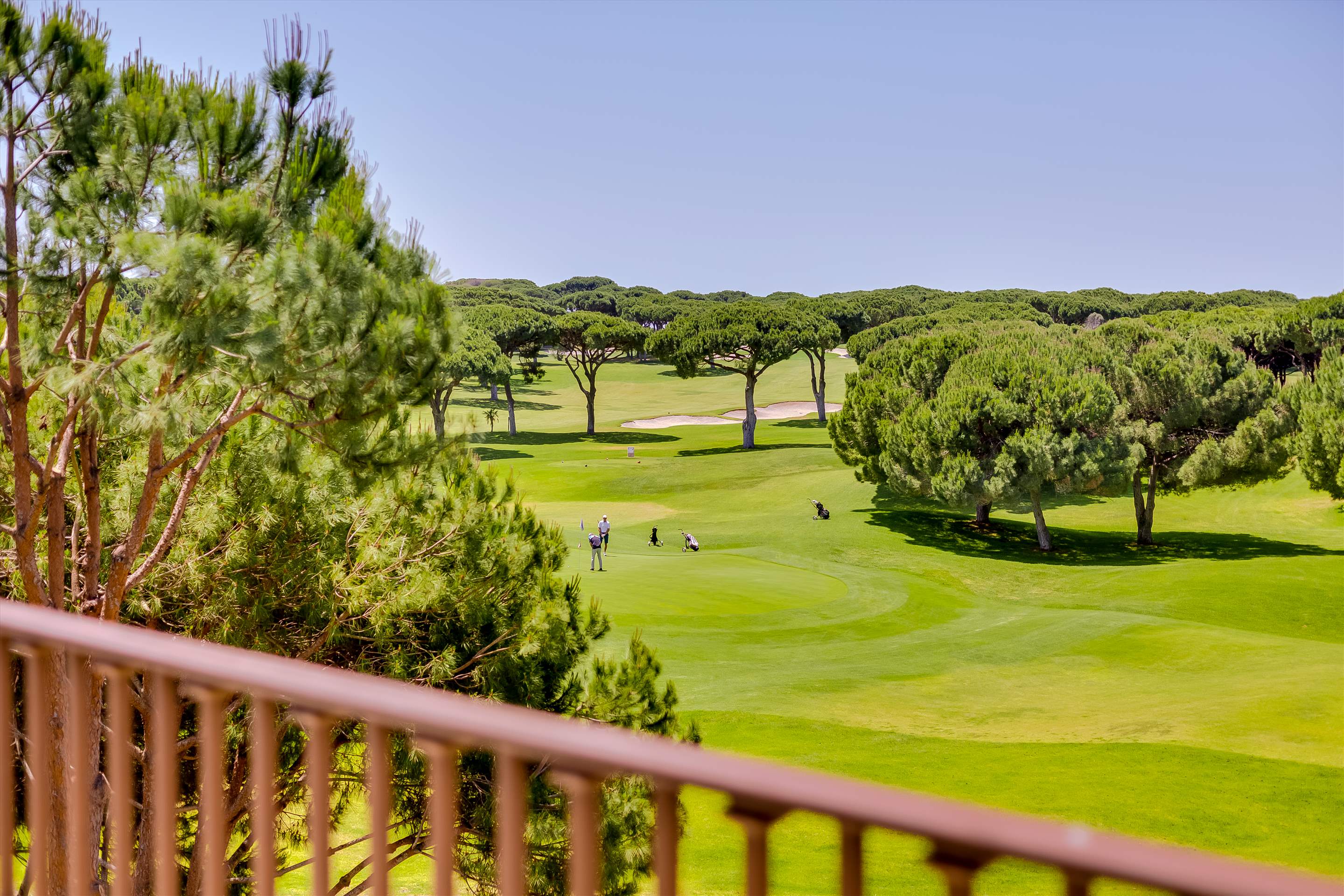 Pine Cliffs Residence, 3 bed luxury comfort suite, 3 bedroom apartment in Pine Cliffs Resort, Algarve Photo #28