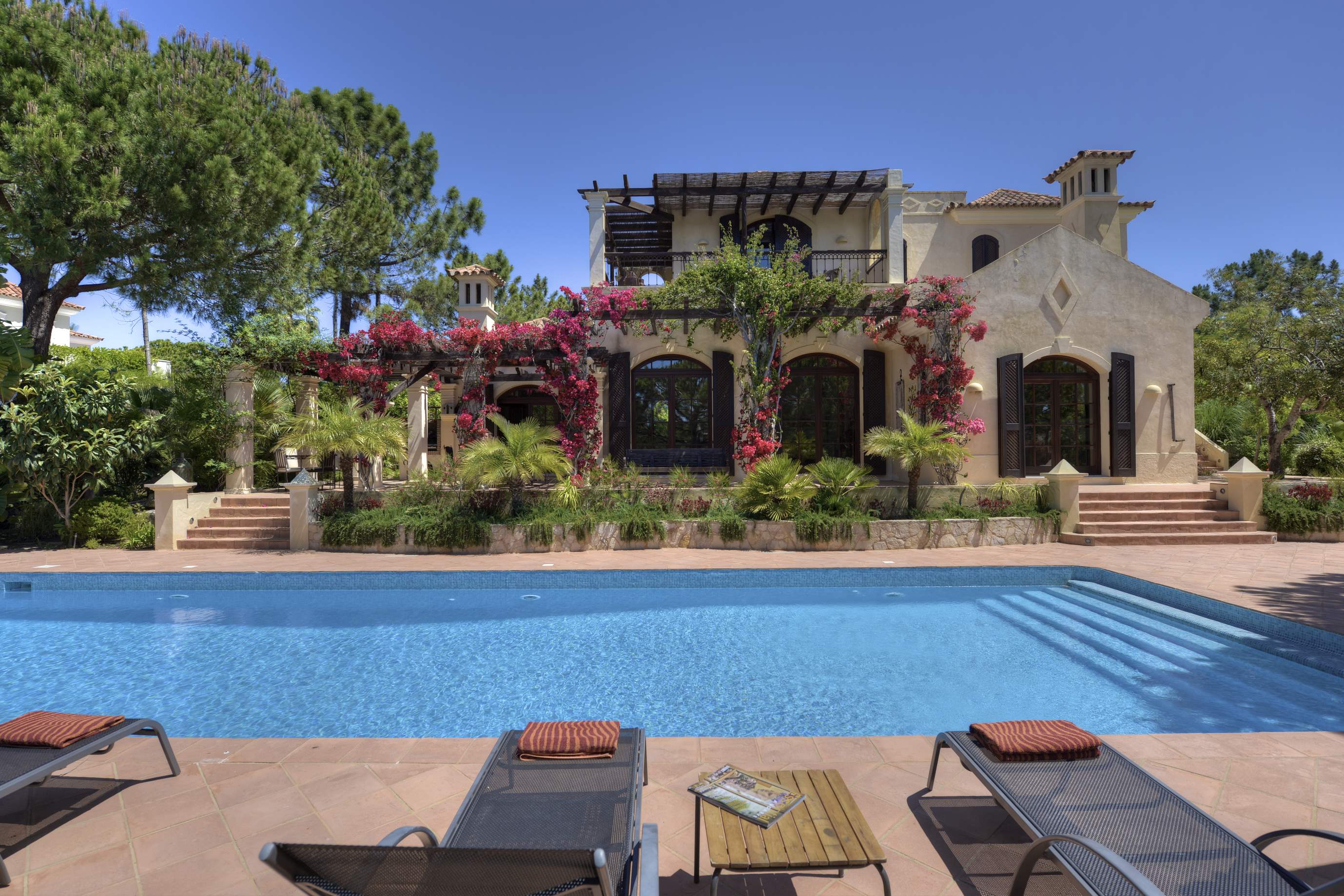 Villa Lucerne, 5 Bedroom Rate, 5 bedroom villa in Quinta do Lago, Algarve Photo #1