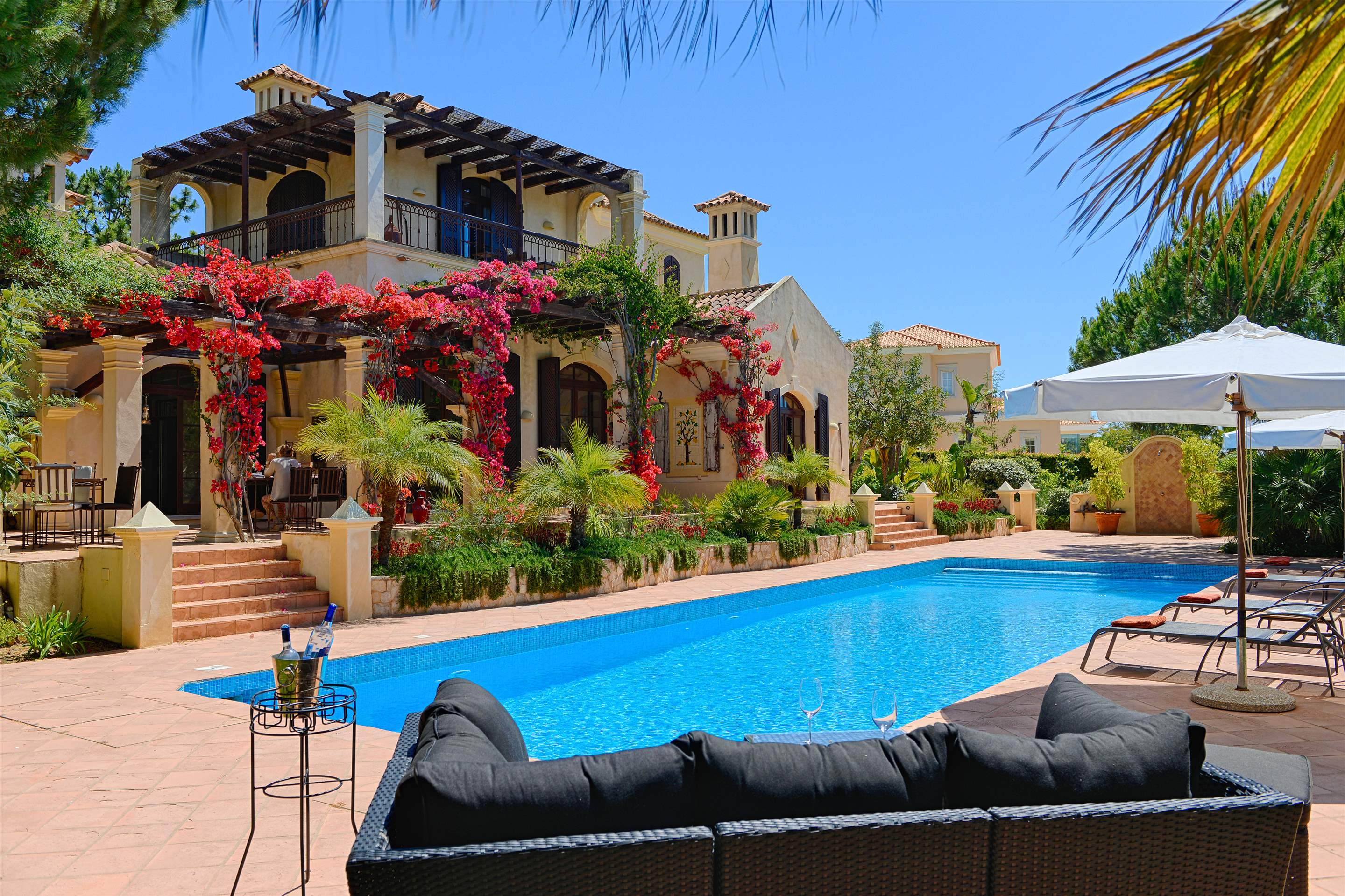 Villa Lucerne, 5 Bedroom Rate, 5 bedroom villa in Quinta do Lago, Algarve Photo #2