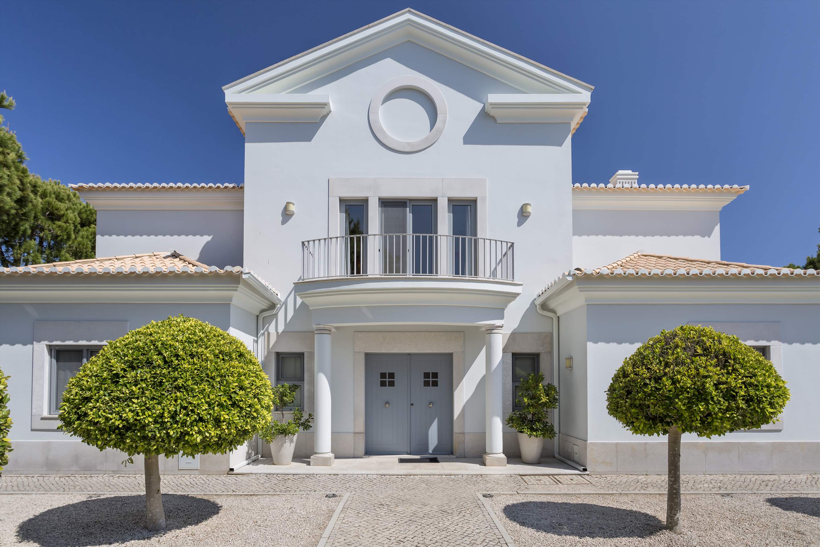 Villa Acacia, 4 bedroom villa in Quinta do Lago, Algarve Photo #16