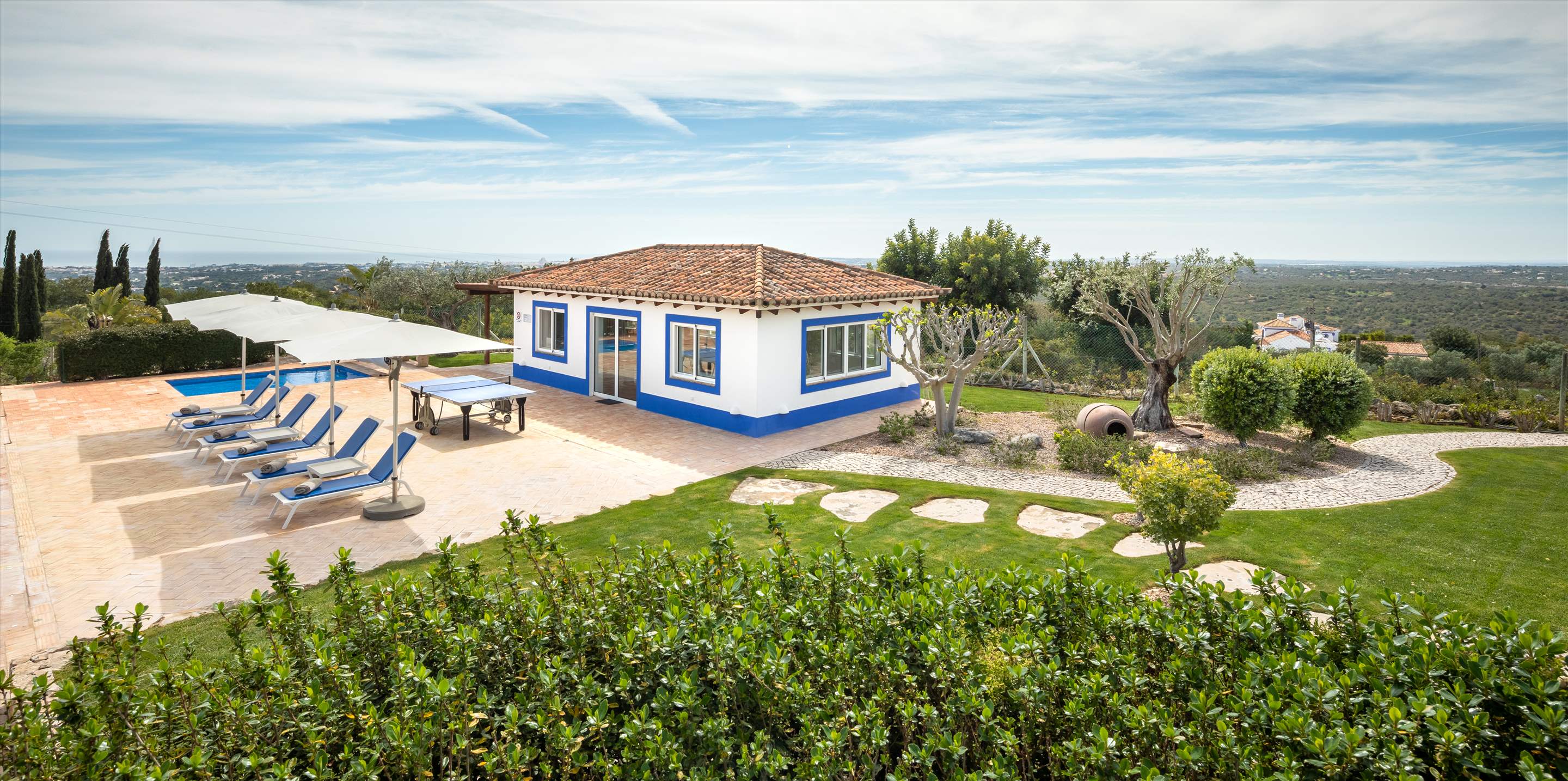 Casa da Montanha, up to 10 persons, 5 bedroom villa in Vilamoura Area, Algarve Photo #3