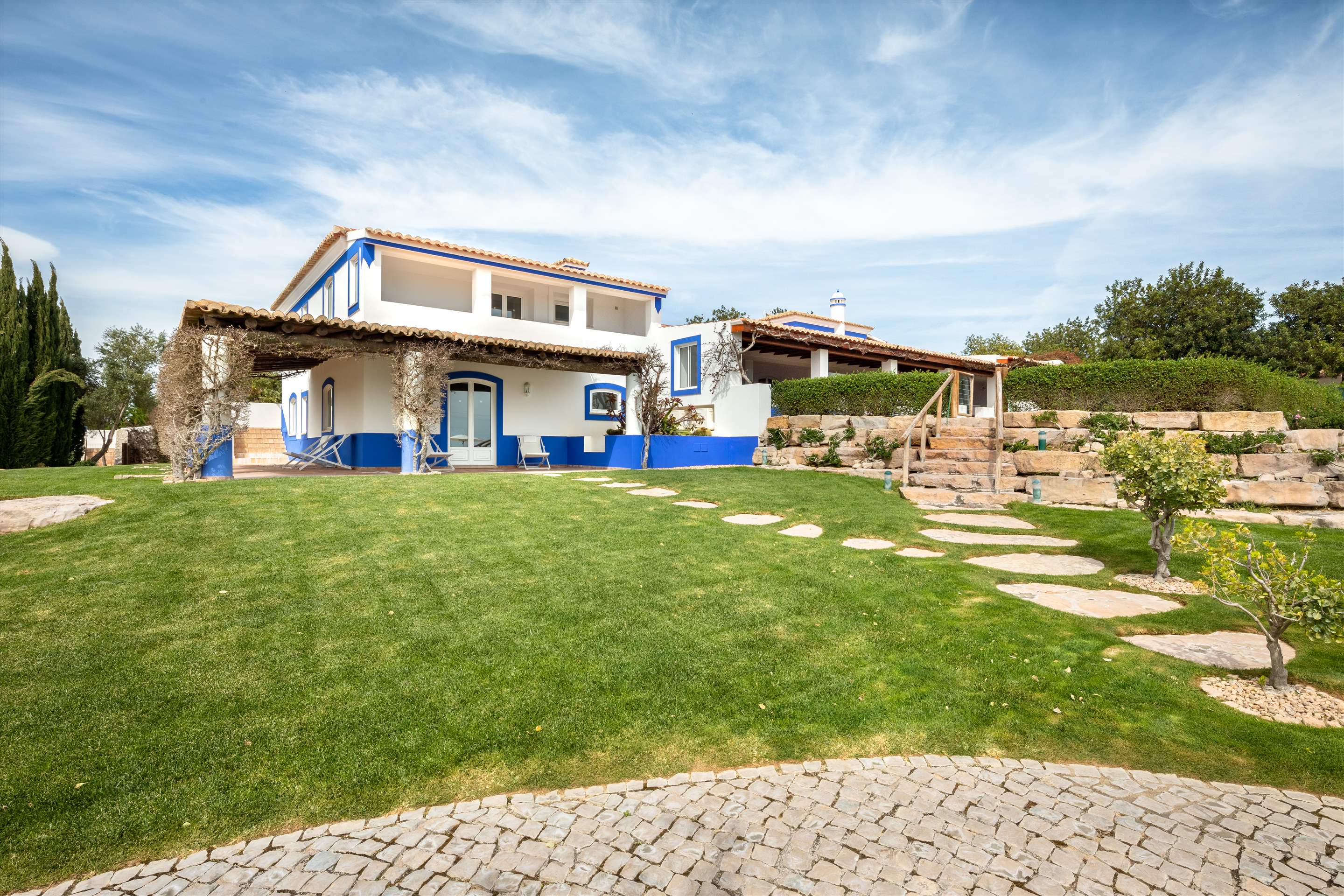 Casa da Montanha, 13-14 persons, 8 bedroom villa in Vilamoura Area, Algarve Photo #5