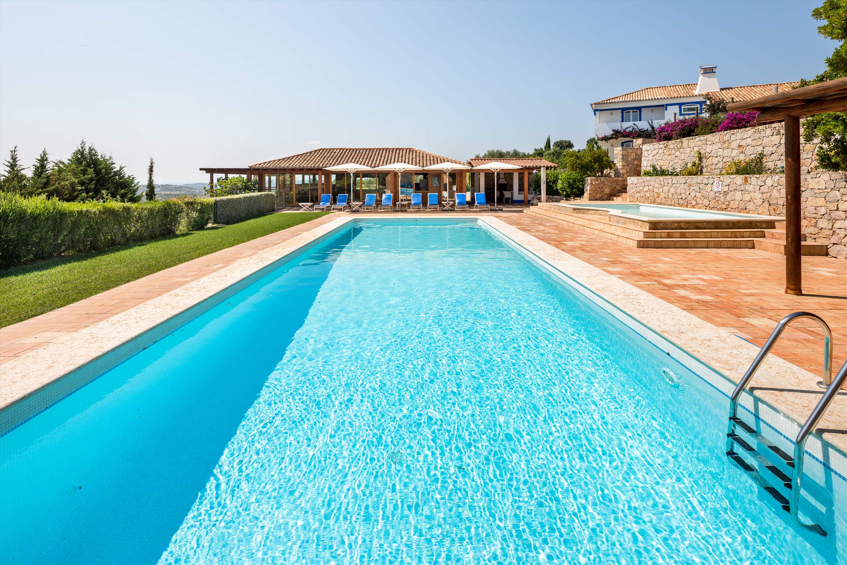 Casa de Baixo, 4 bedroom villa in Vilamoura Area, Algarve