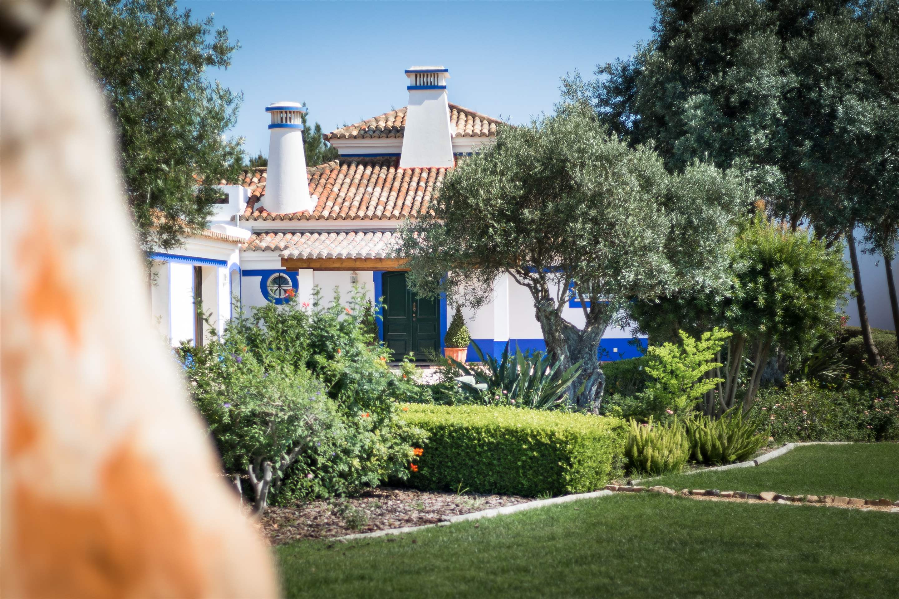 Casa de Baixo, 4 bedroom villa in Vilamoura Area, Algarve Photo #18