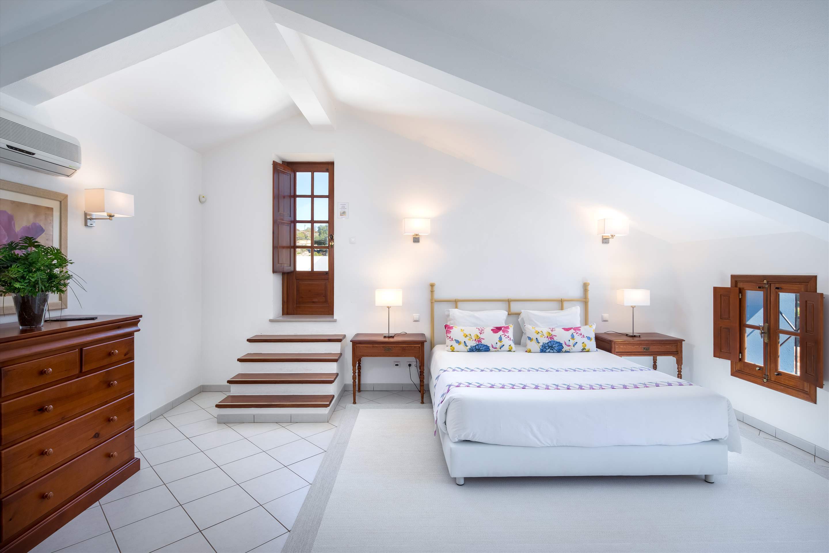 Casa do Ingles, up to 6 persons, 3 bedroom villa in Vilamoura Area, Algarve Photo #10