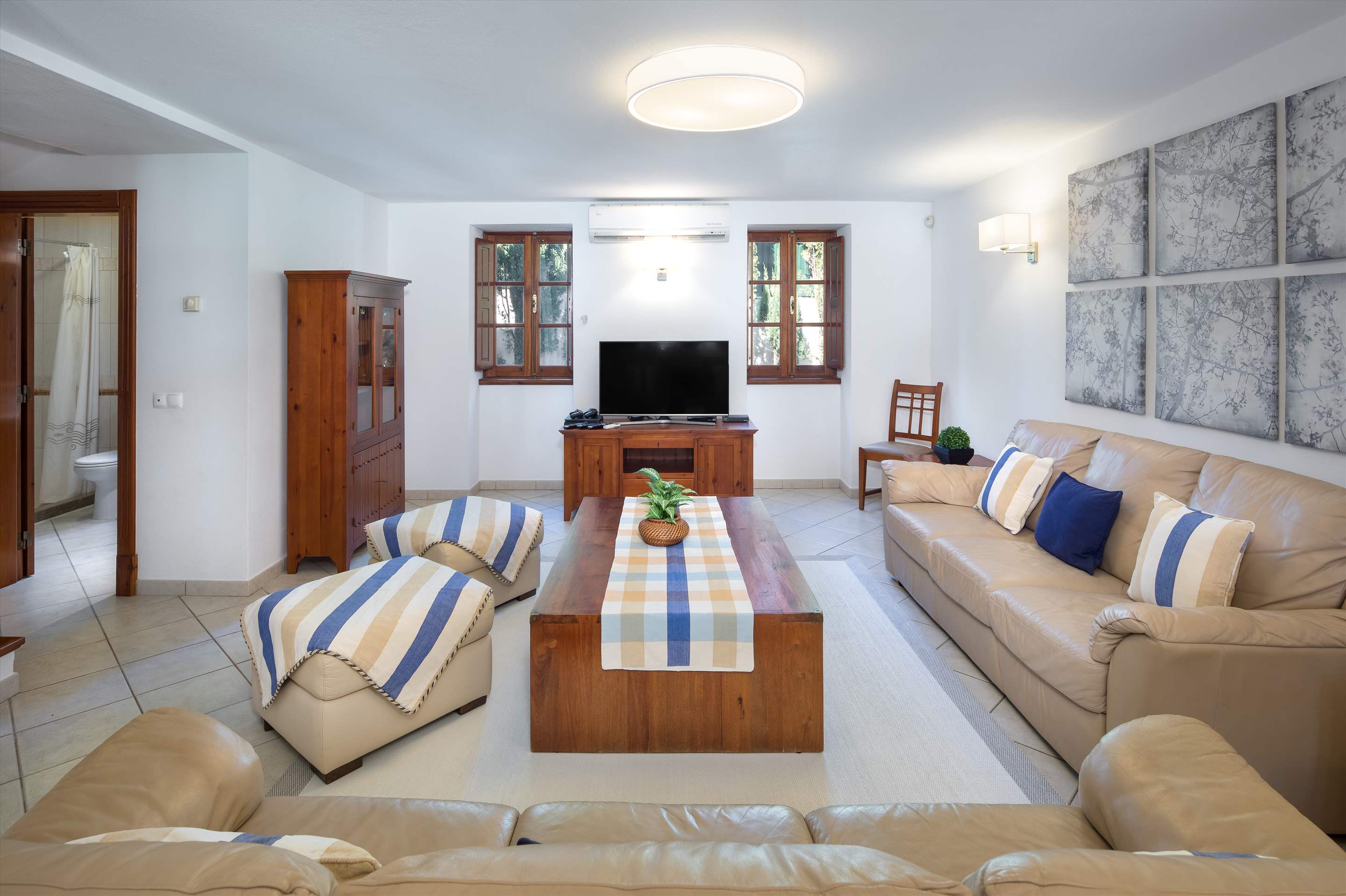 Casa do Ingles, up to 6 persons, 3 bedroom villa in Vilamoura Area, Algarve Photo #4