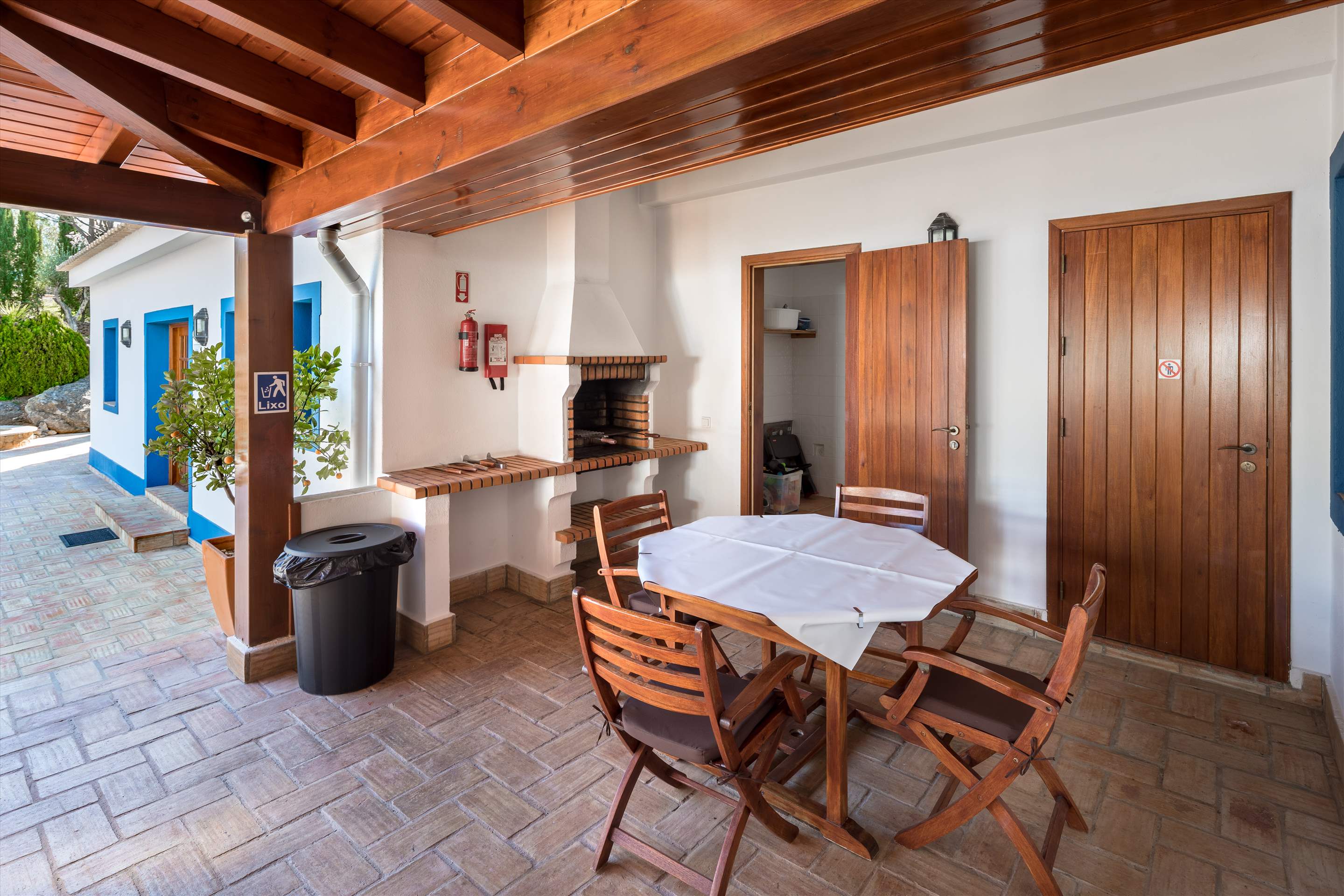 Casa do Ingles, up to 6 persons, 3 bedroom villa in Vilamoura Area, Algarve Photo #9