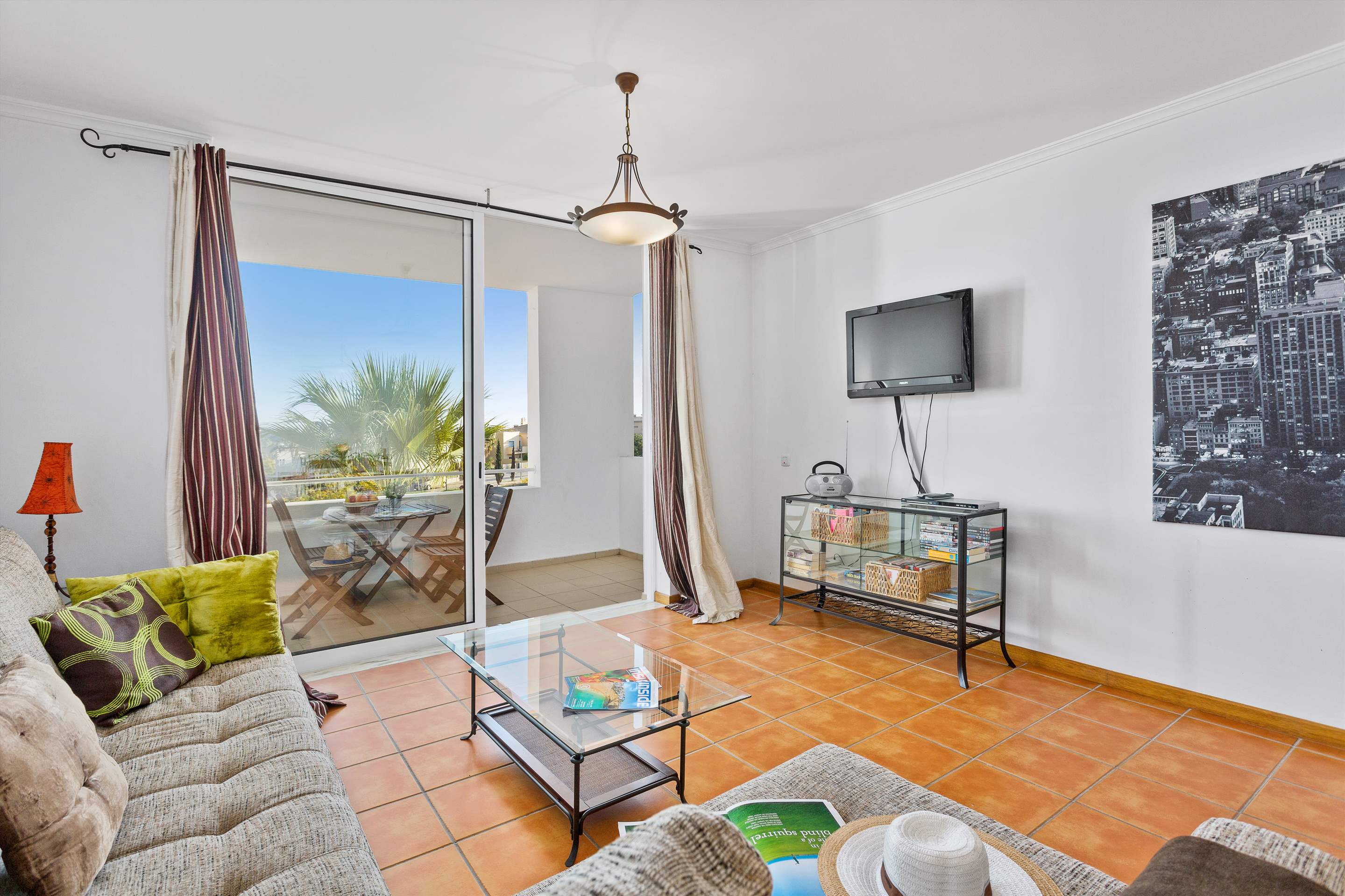 Apartment Caroline, 2 bedroom apartment in Vilamoura Area, Algarve Photo #3