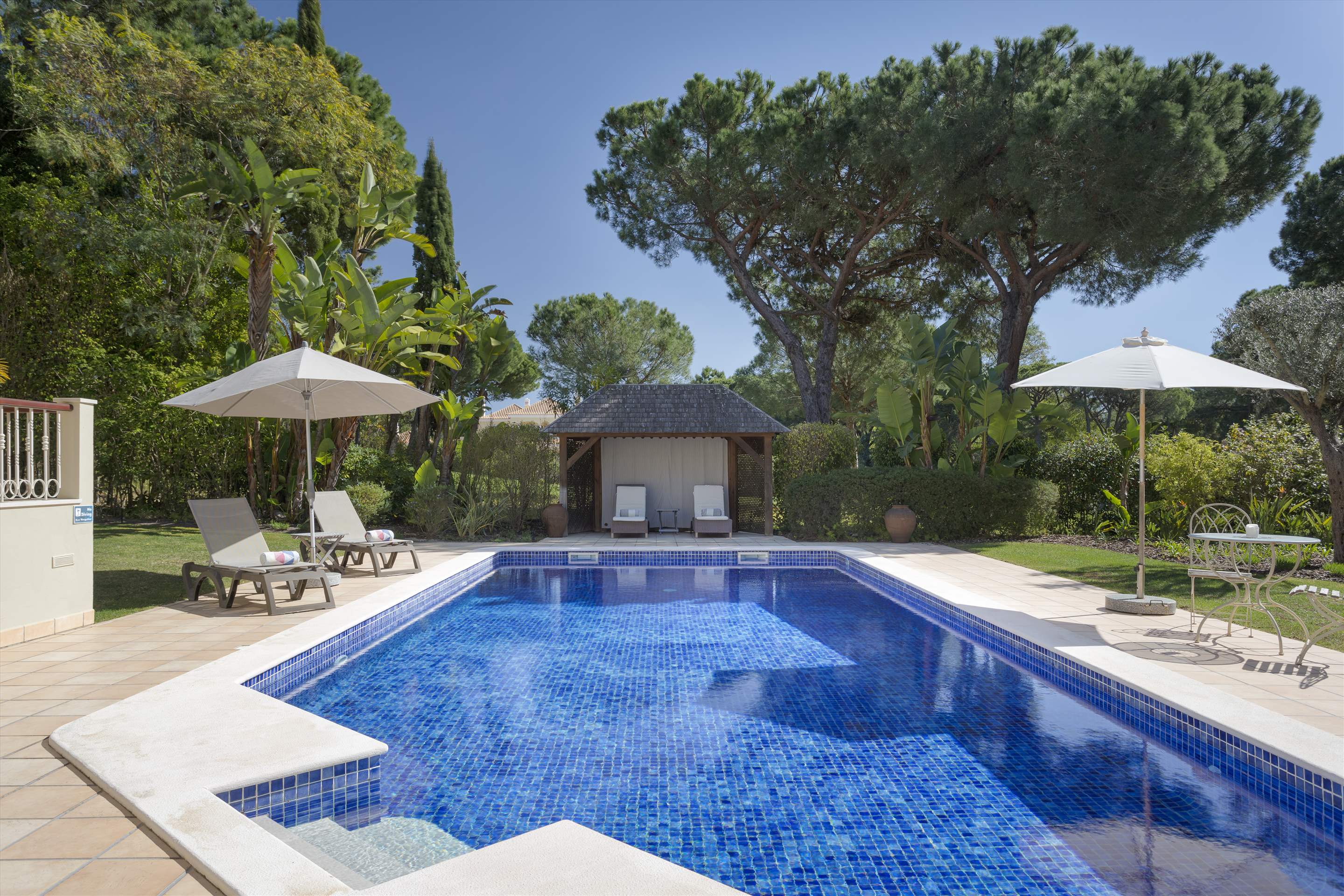 Villa Chanisara, 4 bedroom villa in Quinta do Lago, Algarve Photo #2