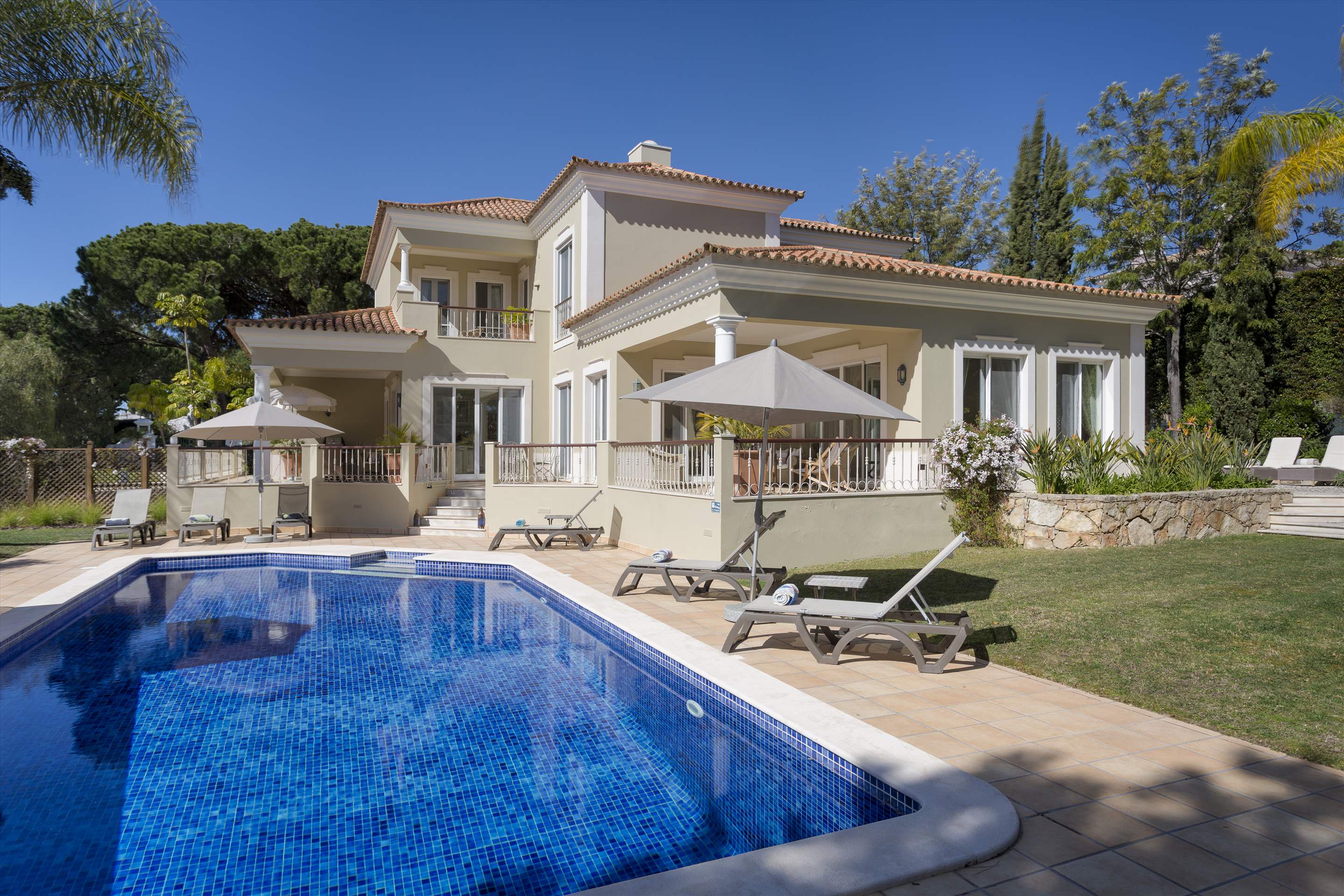 Villa Chanisara, 4 bedroom villa in Quinta do Lago, Algarve Photo #25