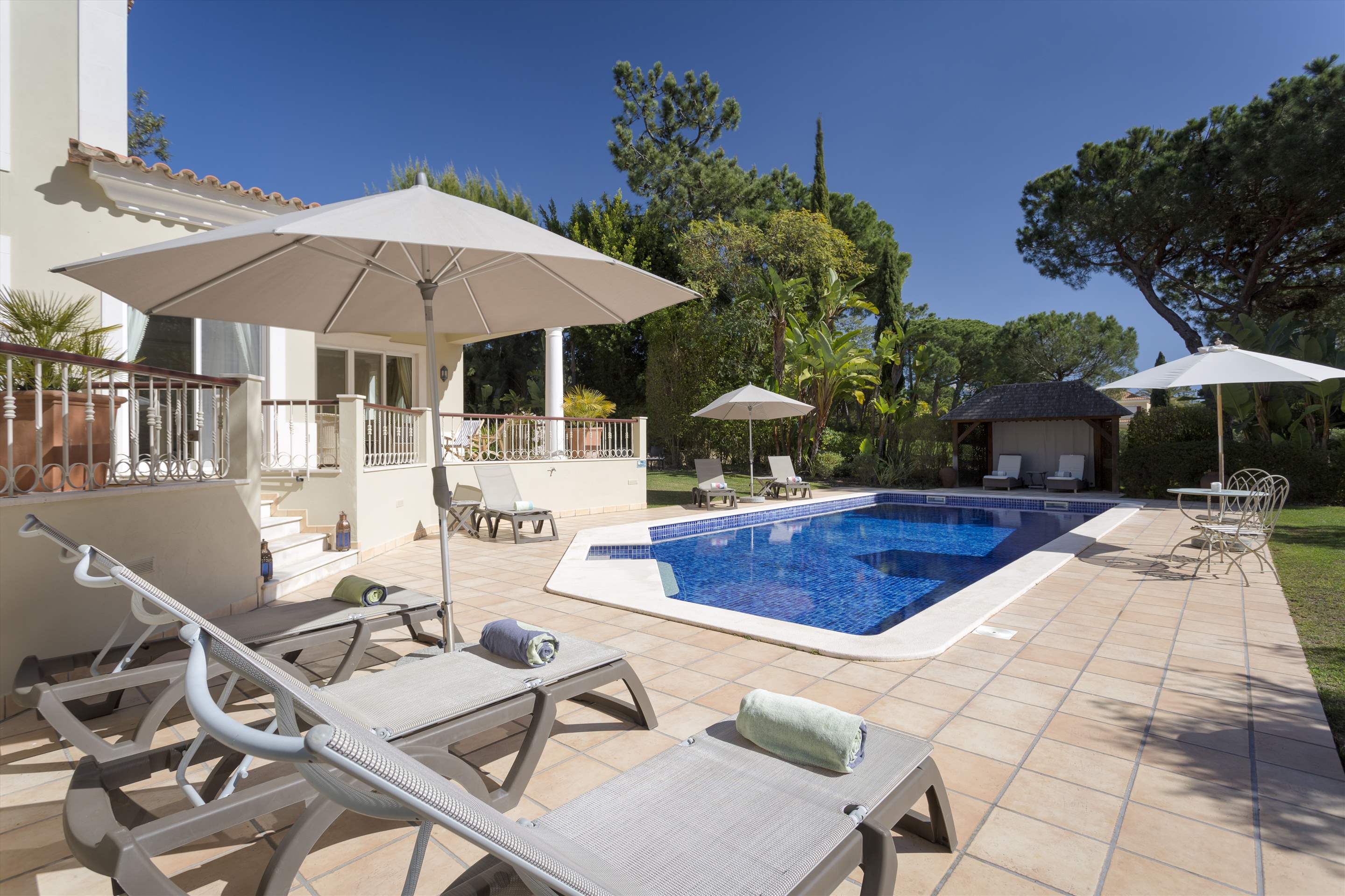 Villa Chanisara, 4 bedroom villa in Quinta do Lago, Algarve Photo #3