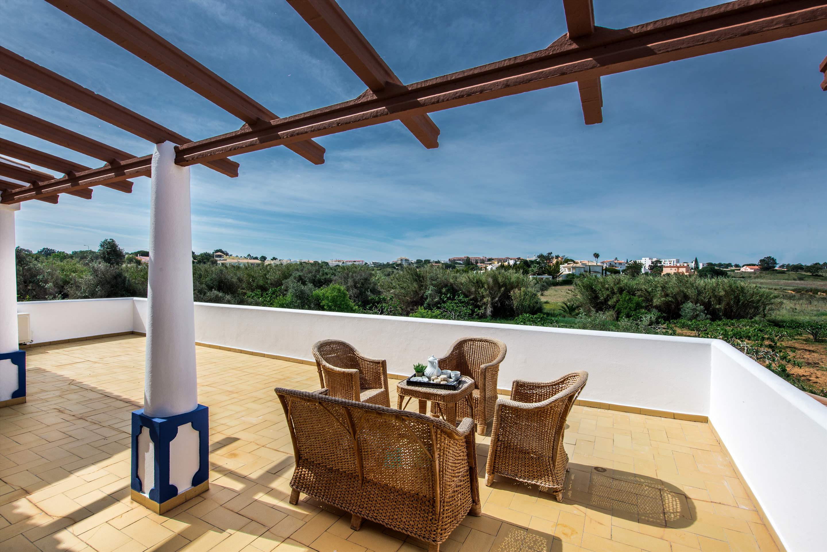 Villa Azul, 4 bedroom villa in Gale, Vale da Parra and Guia, Algarve Photo #16