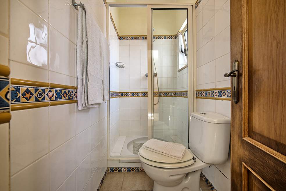 Casa Rebela, 10-11 persons rate, 6 bedroom villa in Gale, Vale da Parra and Guia, Algarve Photo #20