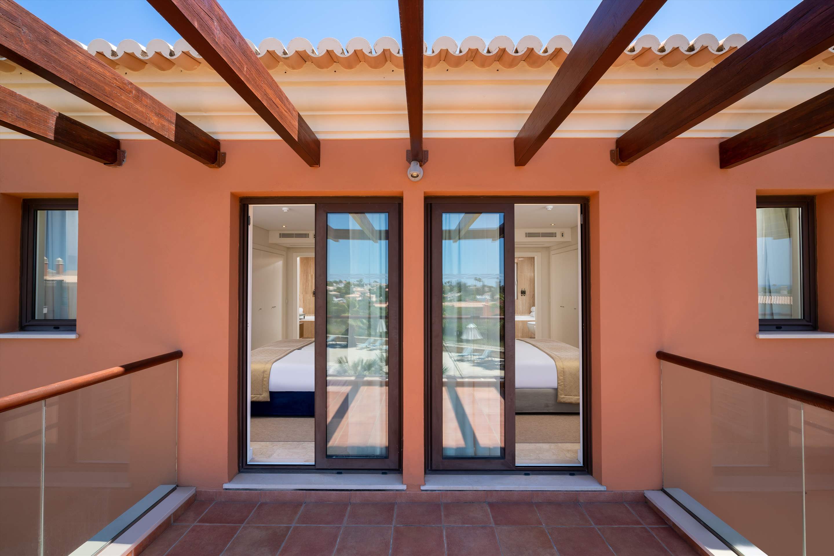 Monte Santo Two Bed Luxury Townhouse, Room Only, 2 bedroom villa in Monte Santo Resort, Algarve Photo #13