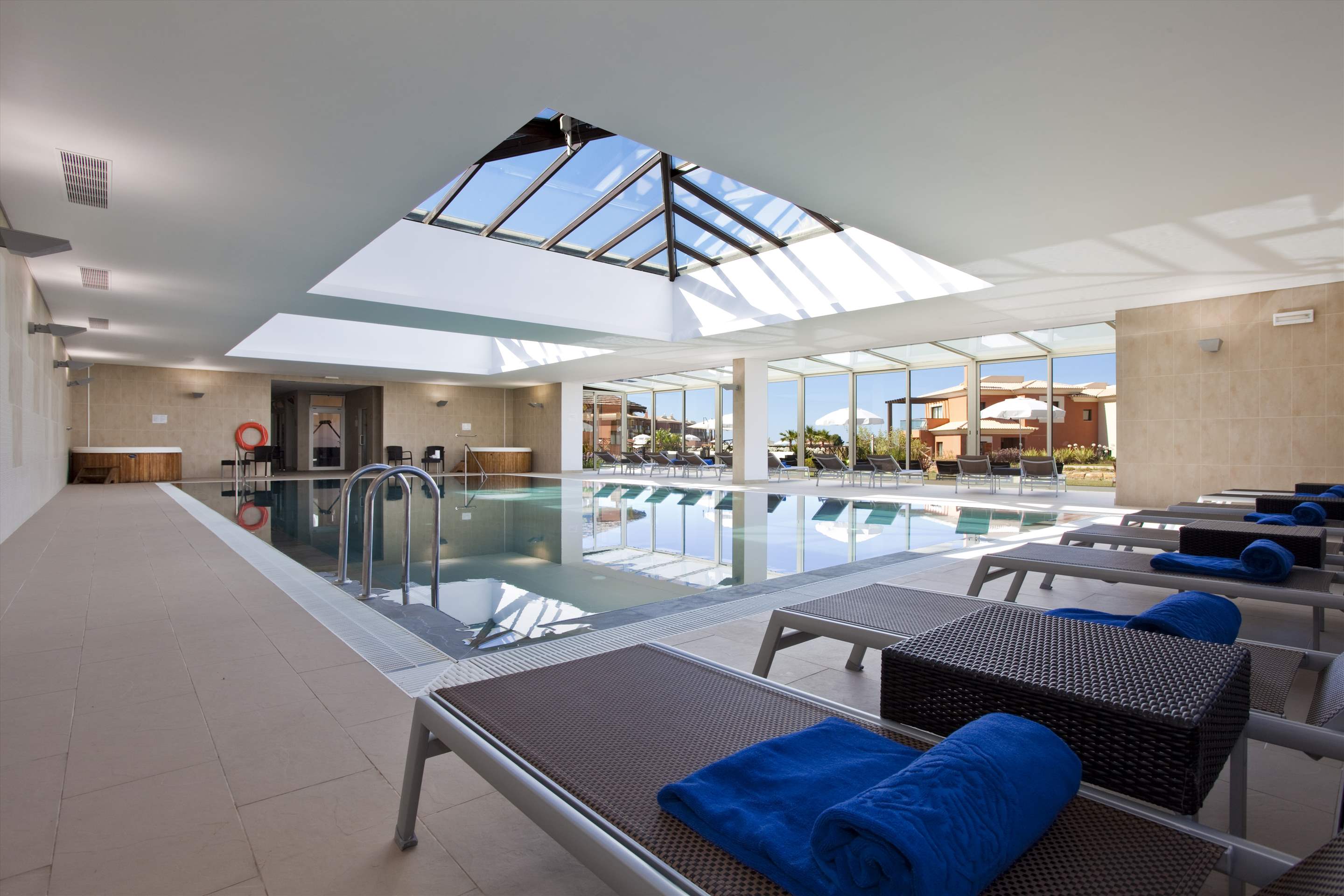 Monte Santo Two Bed Luxury Townhouse, Room Only, 2 bedroom villa in Monte Santo Resort, Algarve Photo #17