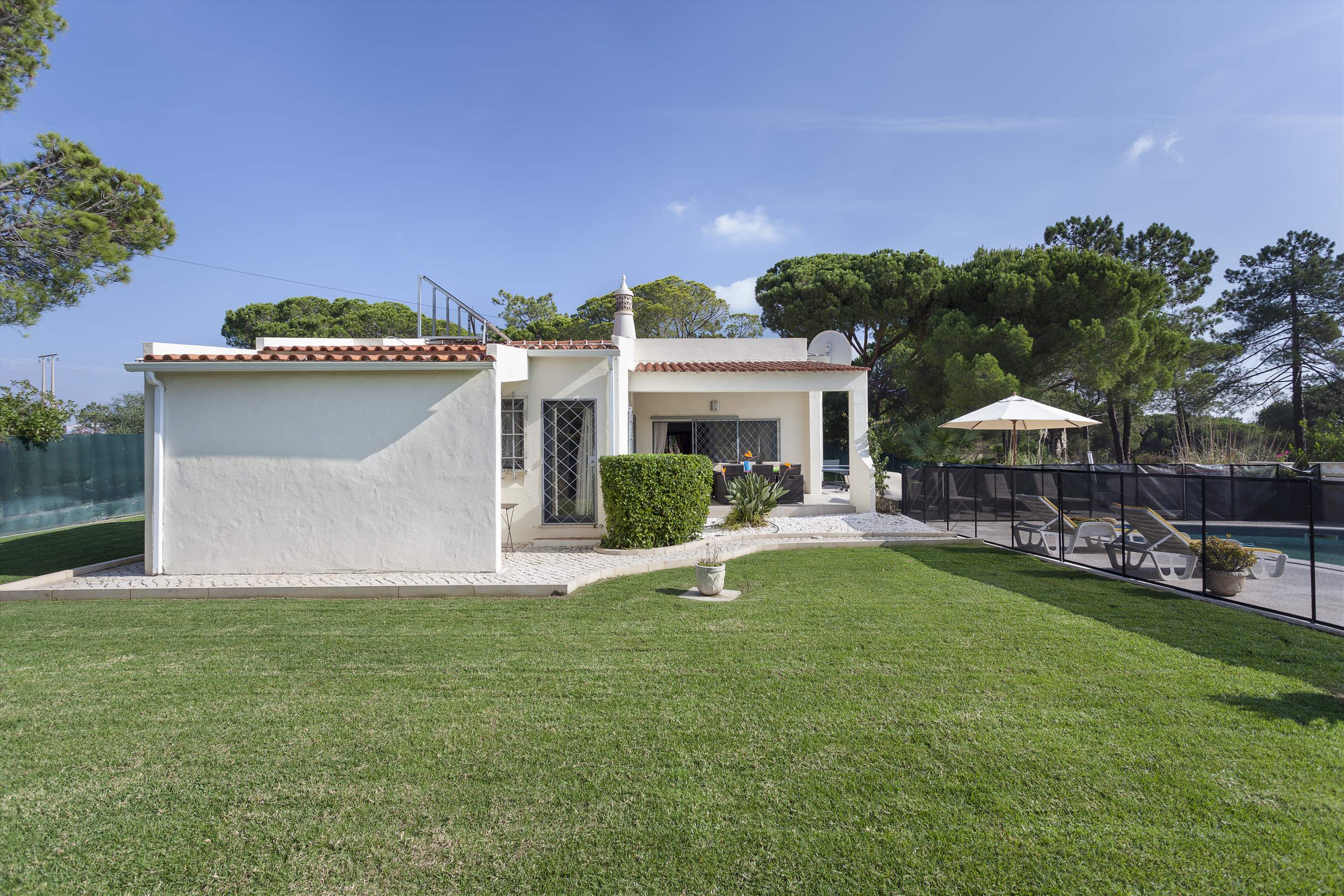 Villa Quinta Francisco, 4 bedroom villa in Vale do Lobo, Algarve Photo #11