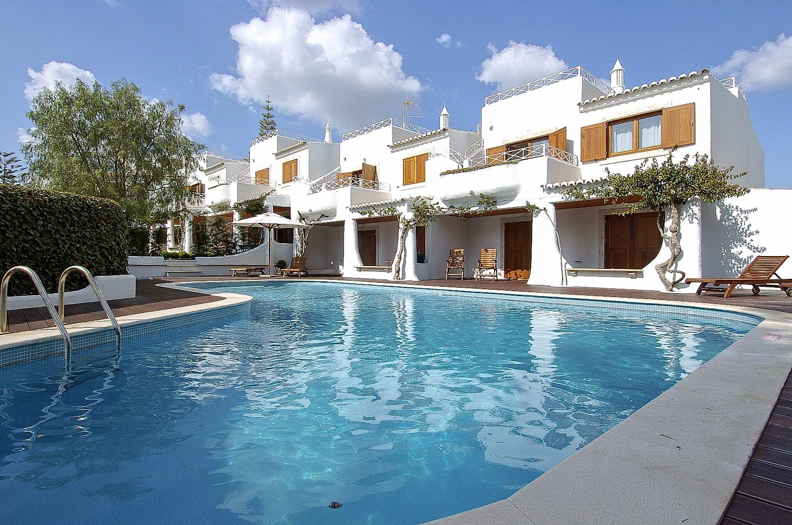 Apartments Quatro Irmaos (Four brothers), 2 bedroom apartment in Albufeira Area, Algarve