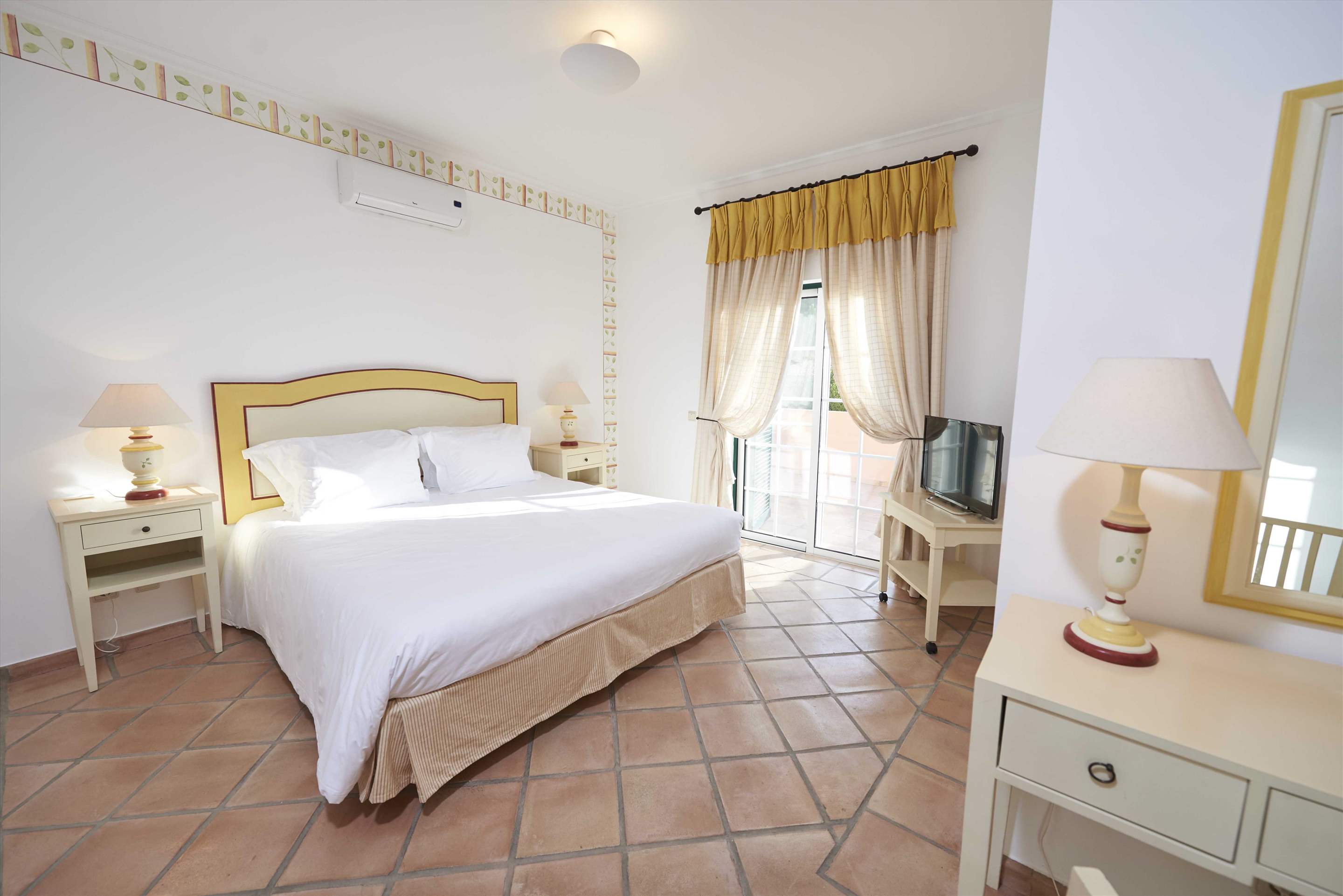 Martinhal Quinta Townhouse (2 Bedrooms), 2 bedroom villa in Martinhal Quinta Resort, Algarve Photo #11