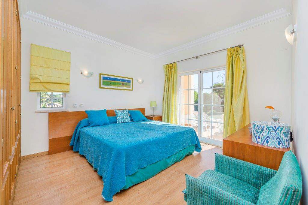Villa Douro, 5 bedroom villa in Dunas Douradas, Algarve Photo #22