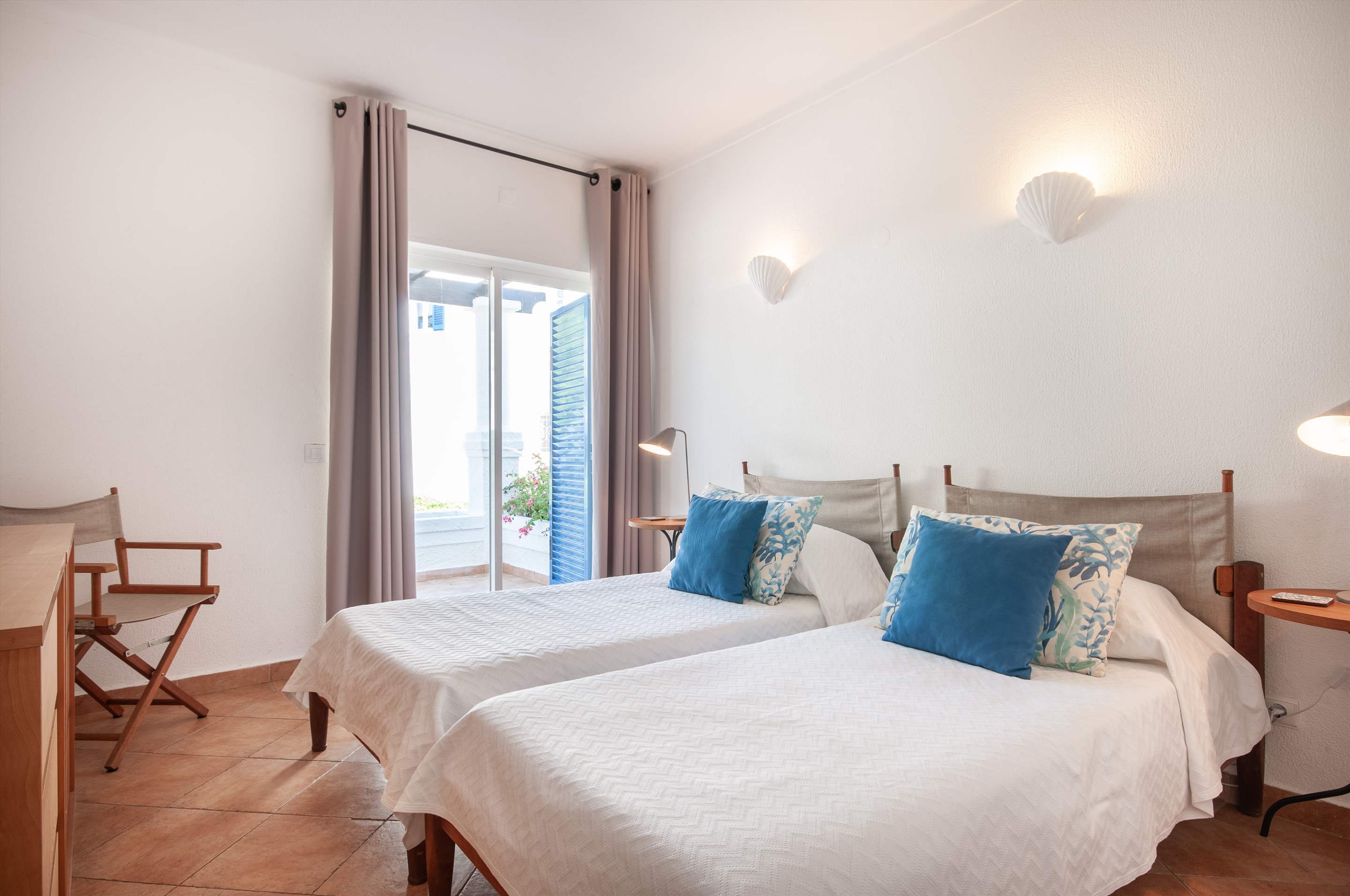Villa Marisol, 3 bedroom villa in Vale do Lobo, Algarve Photo #14