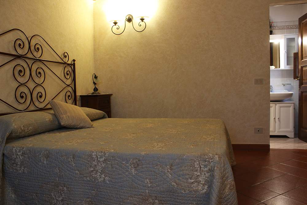 Villa Floriana, 4 bedroom villa in Chianti & Countryside, Tuscany Photo #17