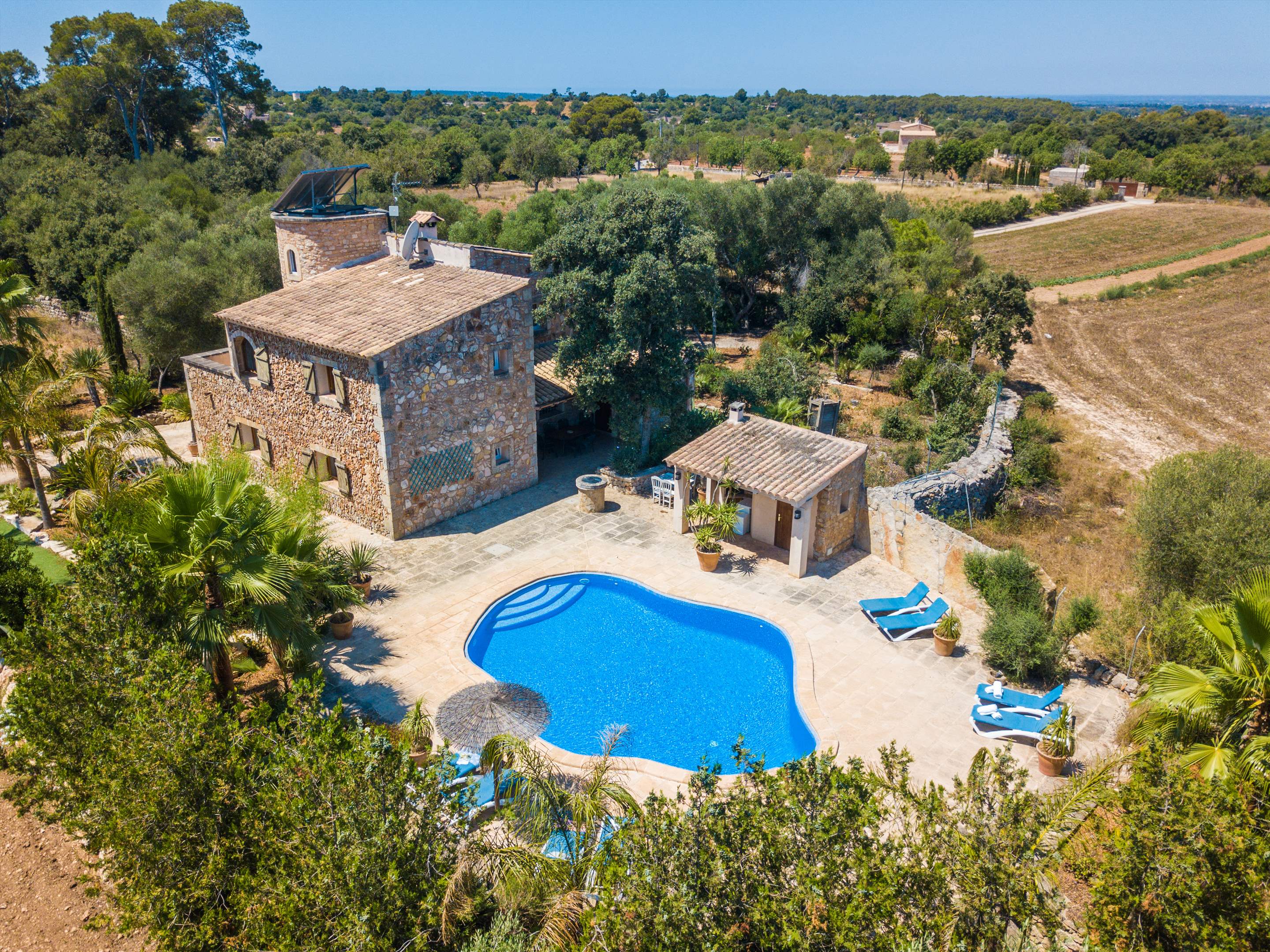 Tarongers, 4 bedroom villa in Cala d'Or , Majorca Photo #1