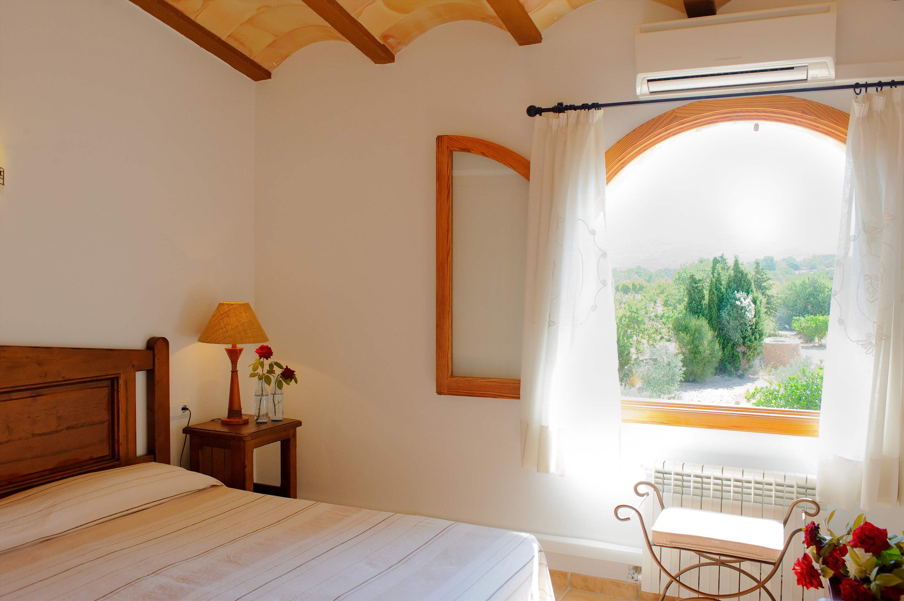 Tarongers, 4 bedroom villa in Cala d'Or , Majorca Photo #13