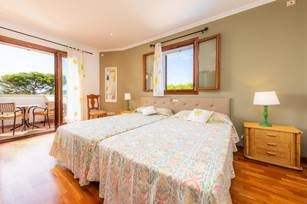 Villa Marta, 5 bedroom villa in Cala d'Or , Majorca Photo #12