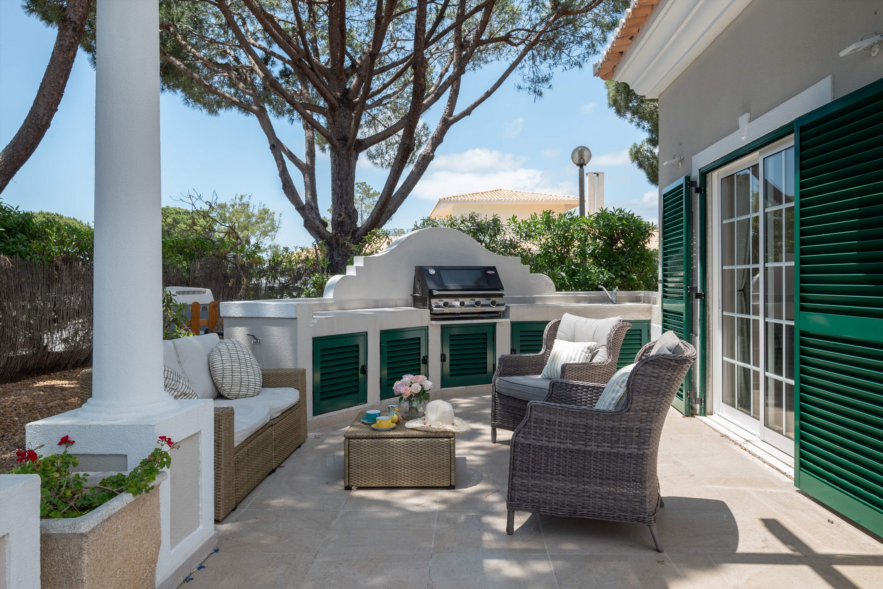 Casa dos Golfinhos, 4 bedroom villa in Vale do Lobo, Algarve Photo #10