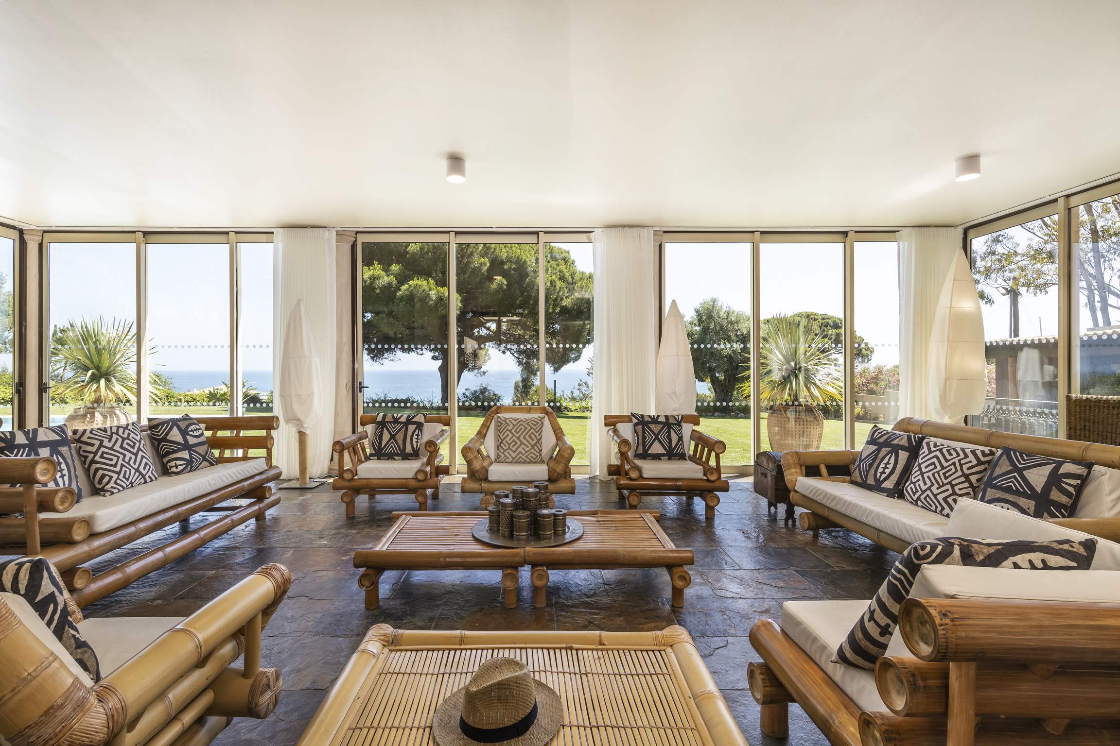 Villa d'Oura, 6 bedroom villa in Albufeira Area, Algarve Photo #9