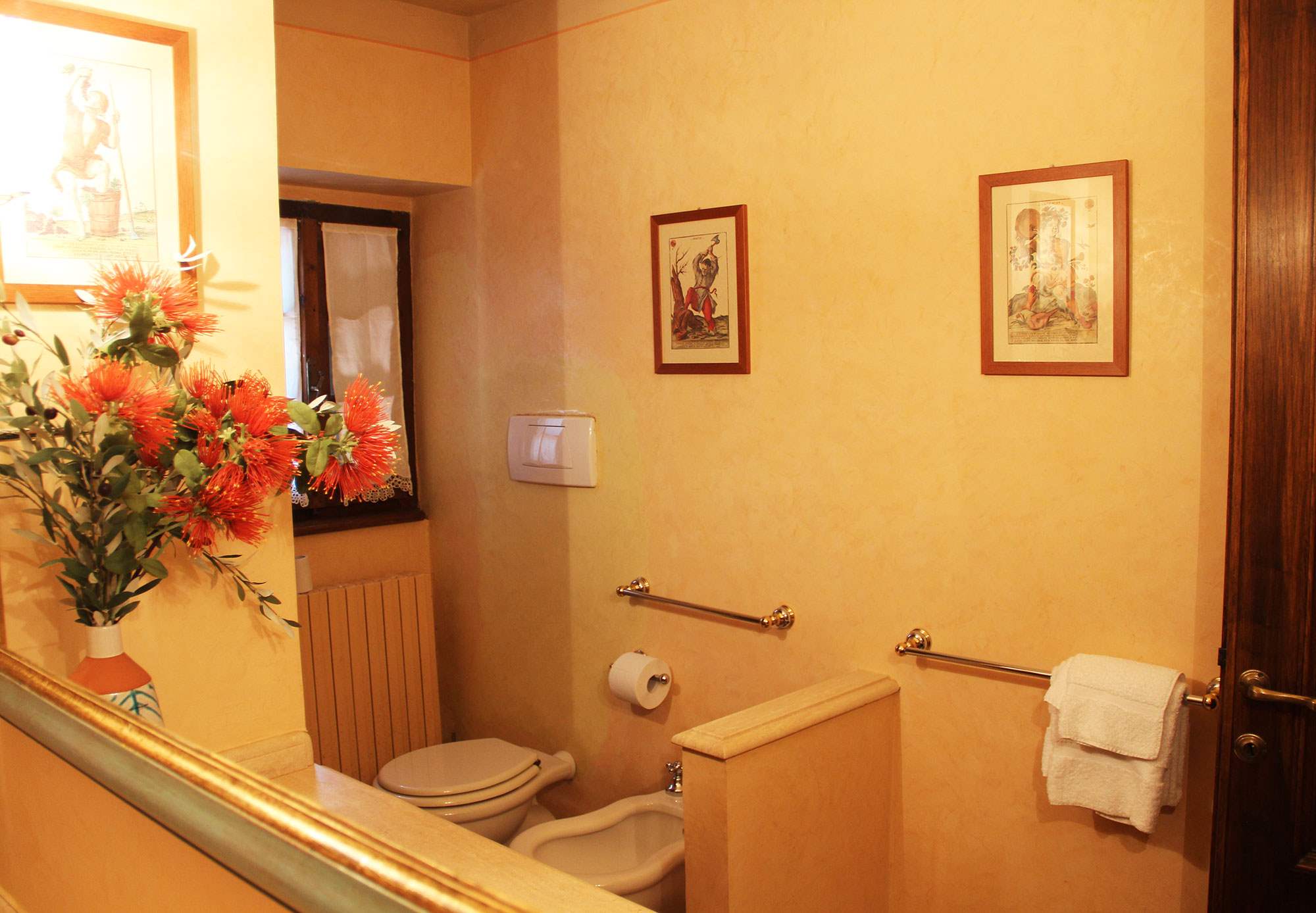 Villa Felicita, Main house & Apartment, 7-10 persons , 5 bedroom villa in Chianti & Countryside, Tuscany Photo #22