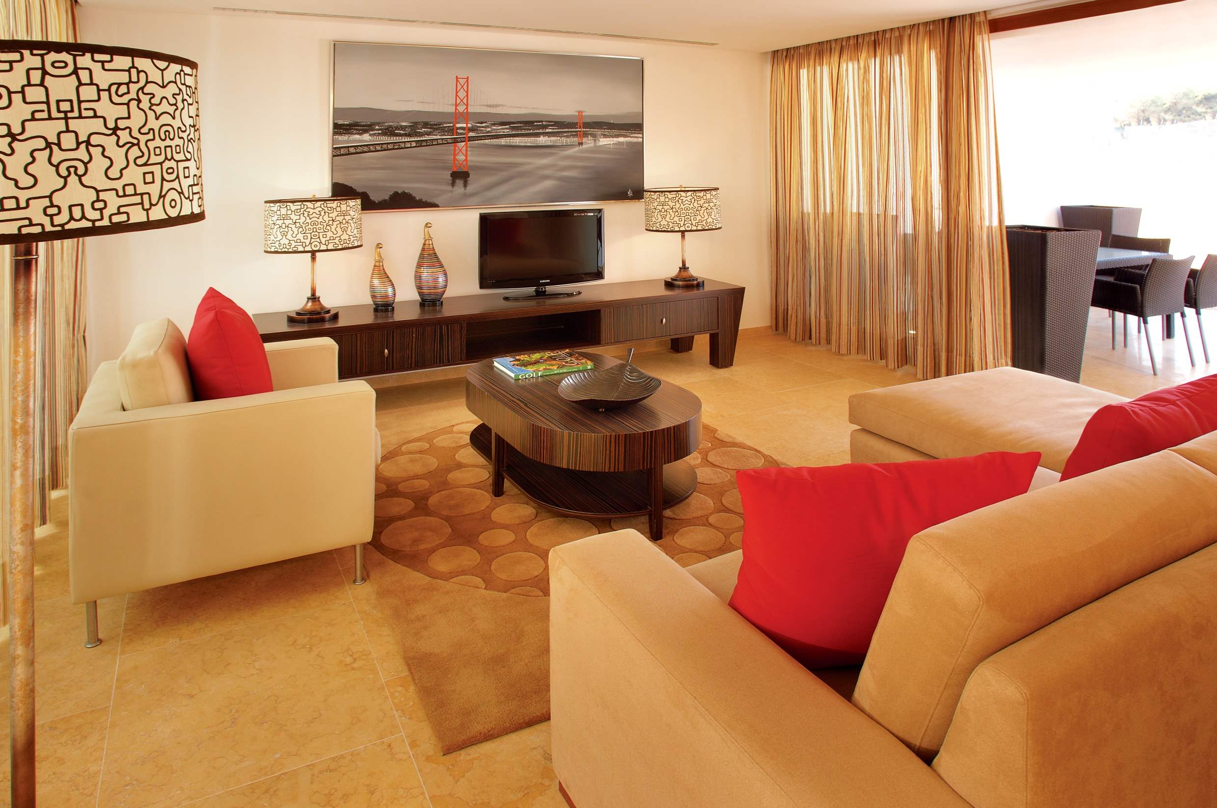 Pine Cliffs Terraces, 3 Bedroom, room only basis, 3 bedroom villa in Pine Cliffs Resort, Algarve Photo #4