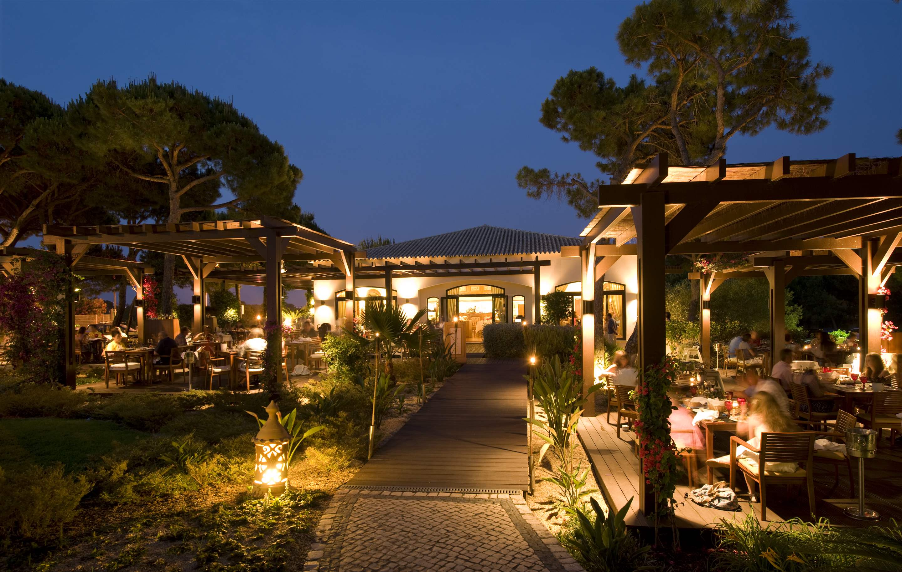 Pine Cliffs Terraces, 3 Bedroom, room only basis, 3 bedroom villa in Pine Cliffs Resort, Algarve Photo #44