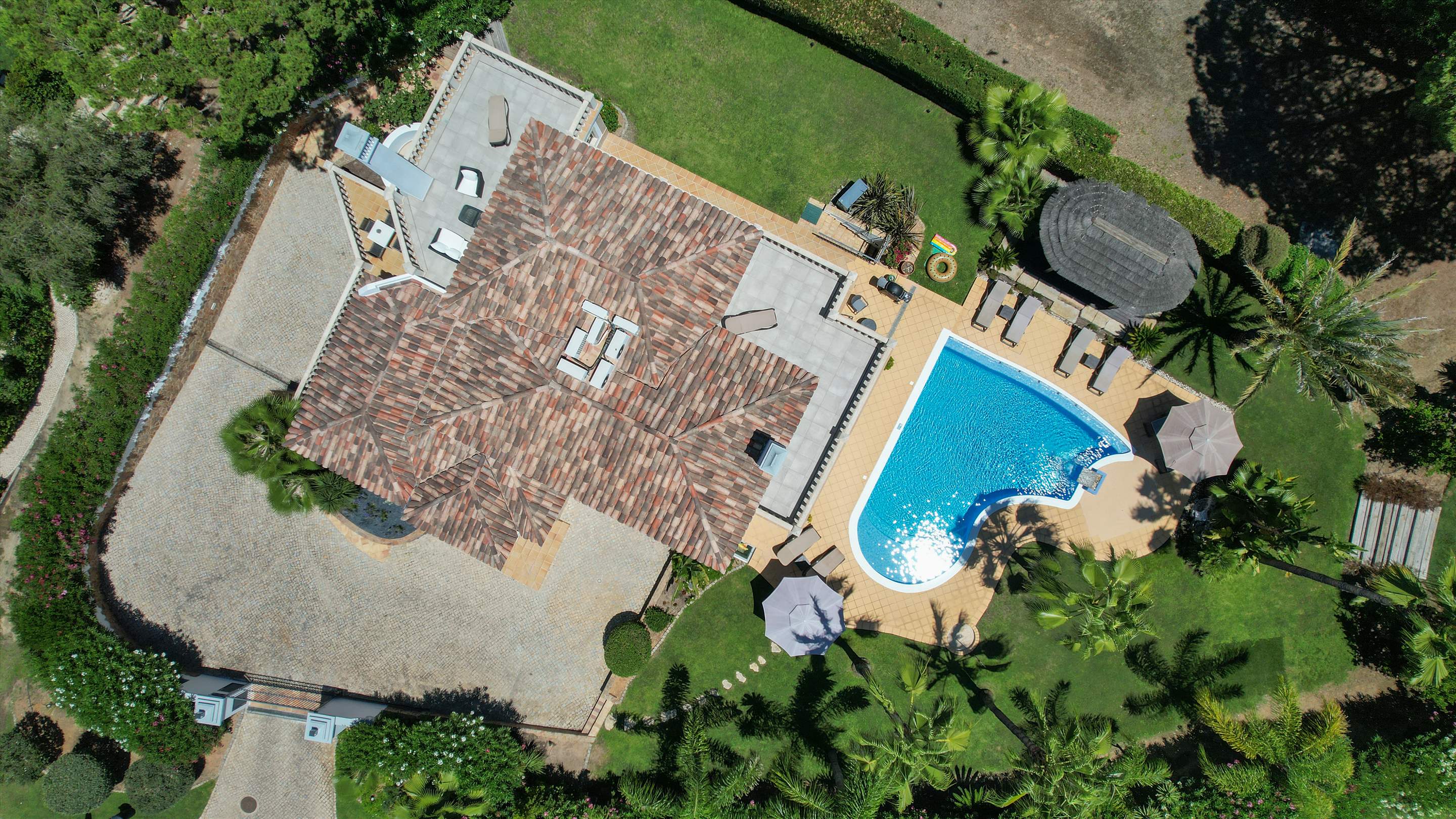 Villa Katy, 5 bedroom villa in Quinta do Lago, Algarve Photo #30