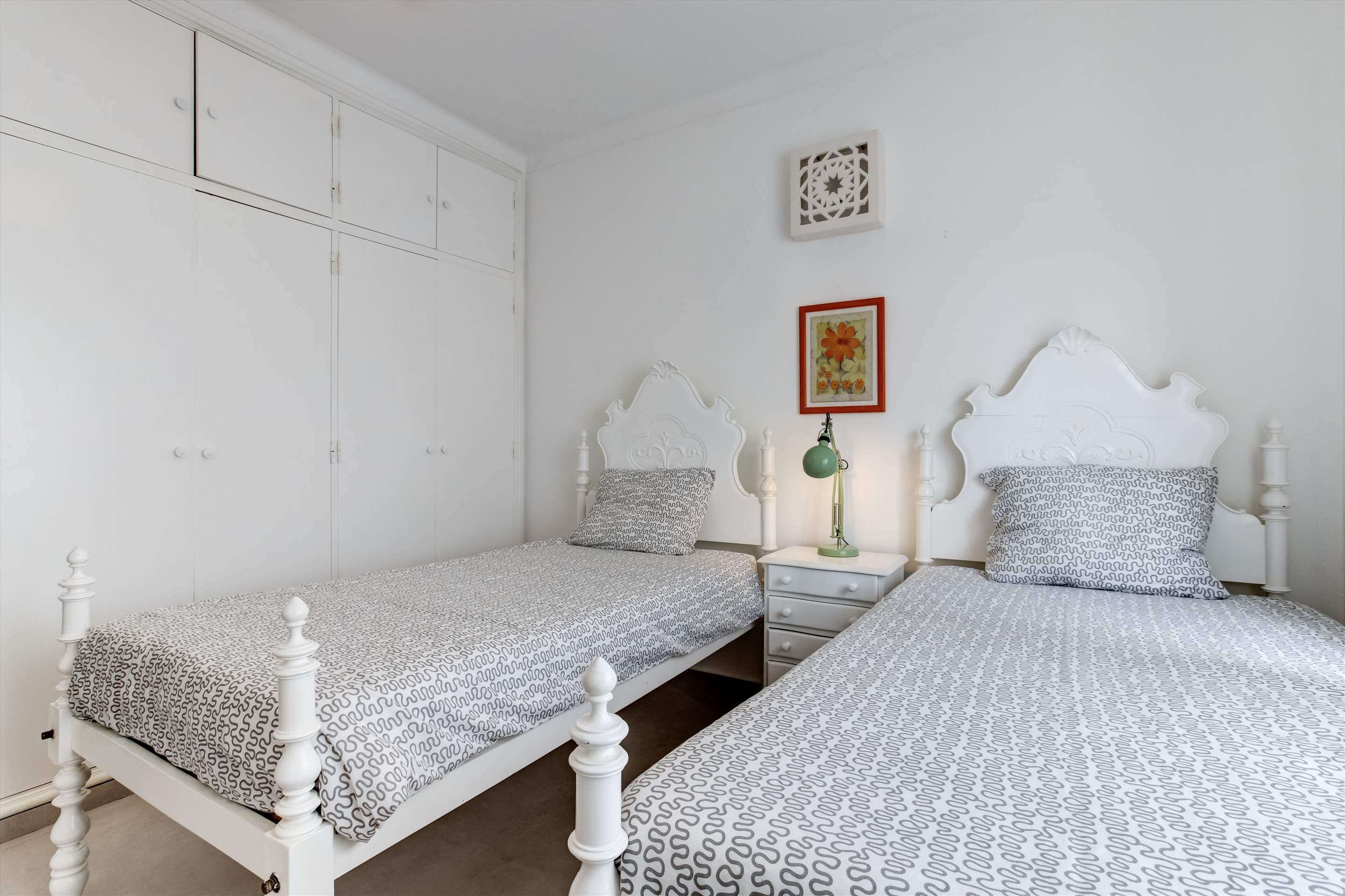 Casa Alexandra, 4 bedroom villa in Carvoeiro Area, Algarve Photo #13
