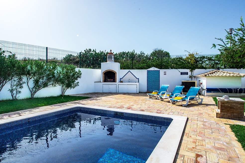 Villa Bitoque, 4 bedroom villa in Gale, Vale da Parra and Guia, Algarve Photo #2