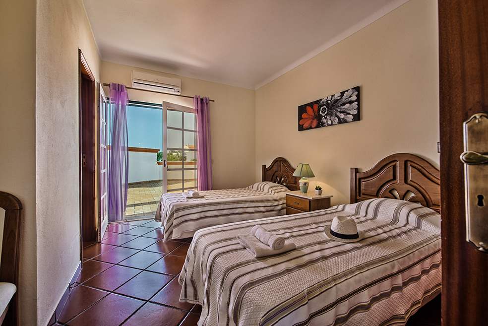 Villa Bitoque, 4 bedroom villa in Gale, Vale da Parra and Guia, Algarve Photo #24