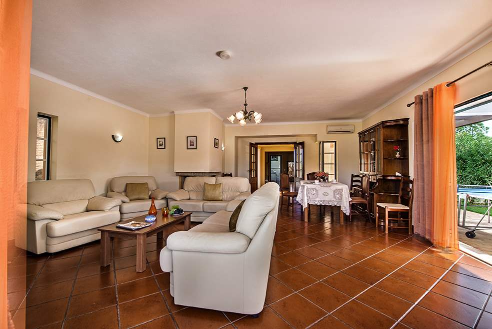 Villa Bitoque, 4 bedroom villa in Gale, Vale da Parra and Guia, Algarve Photo #7