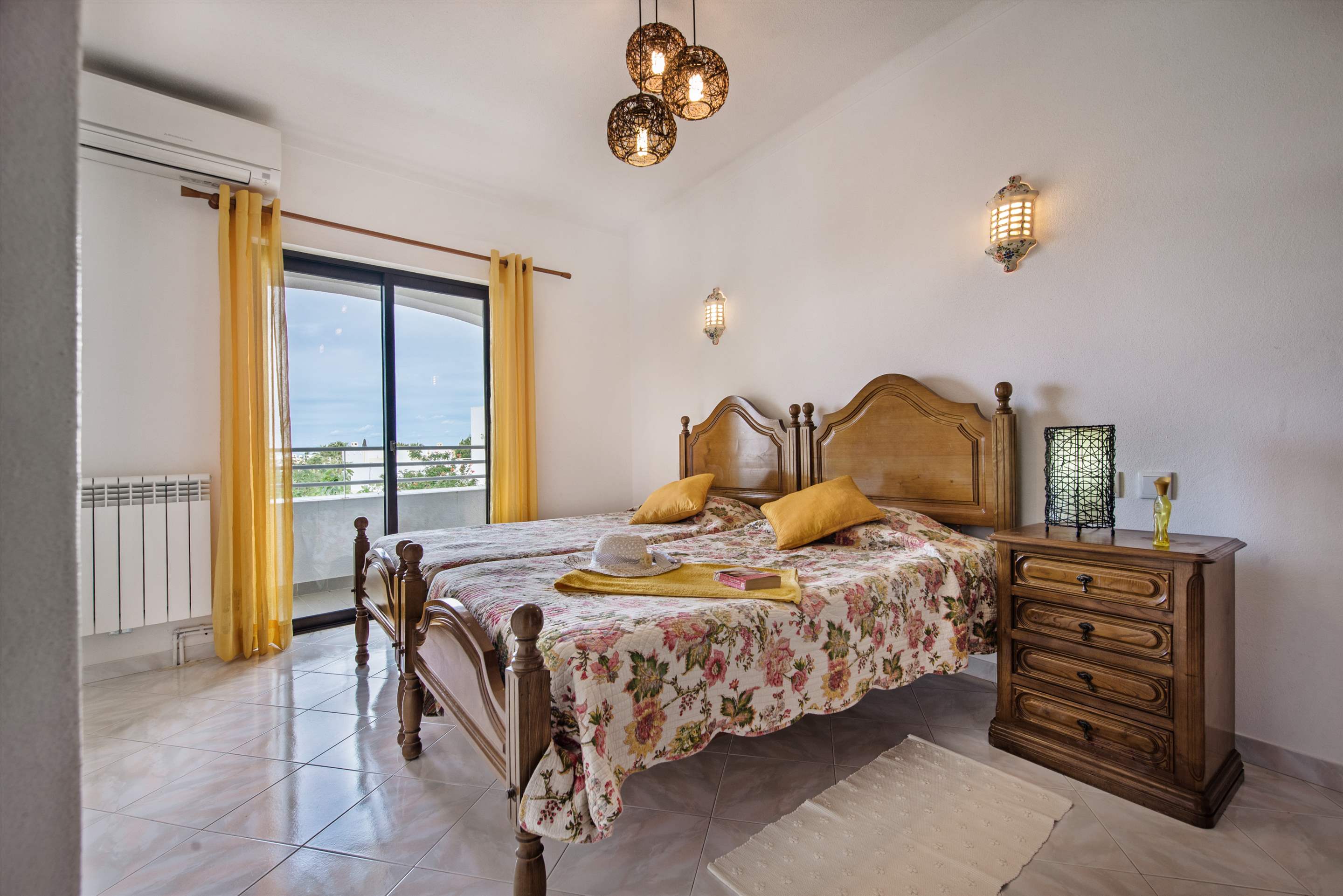 Casa Sousa, 5 bedroom villa in Gale, Vale da Parra and Guia, Algarve Photo #22