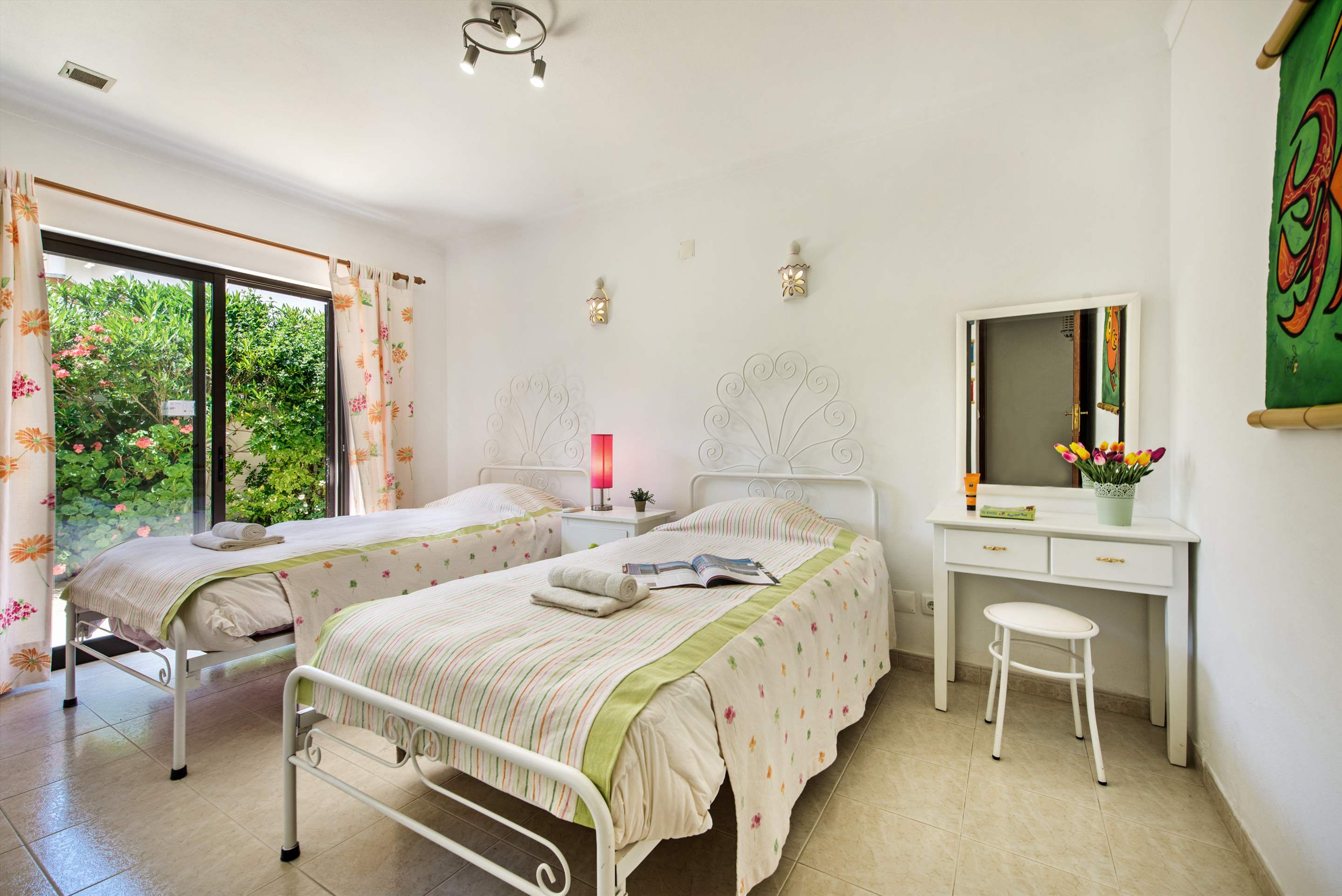 Villa Barros, 4 bedroom villa in Gale, Vale da Parra and Guia, Algarve Photo #19