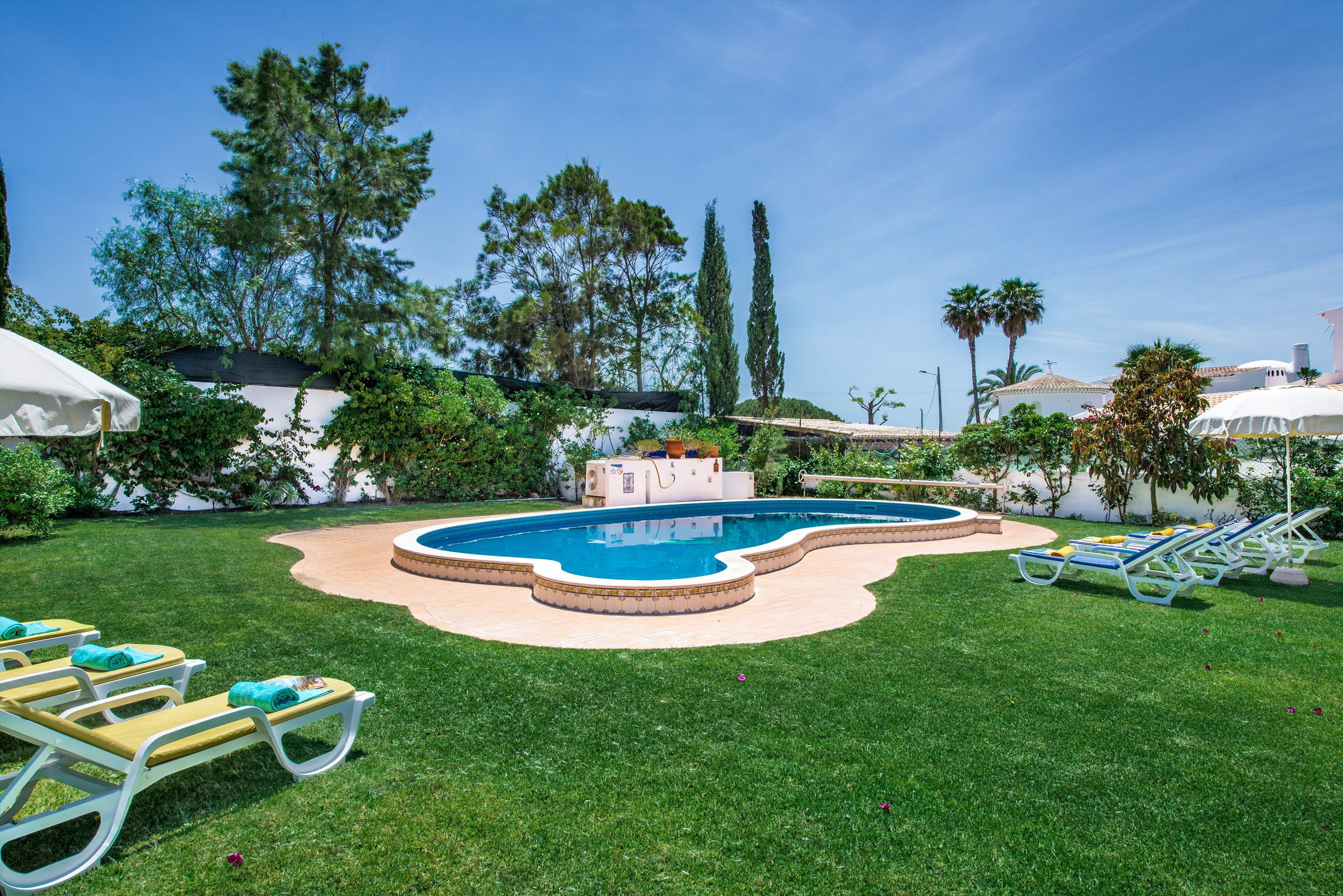 Villa Hideaway, 4 bedroom villa in Gale, Vale da Parra and Guia, Algarve Photo #18