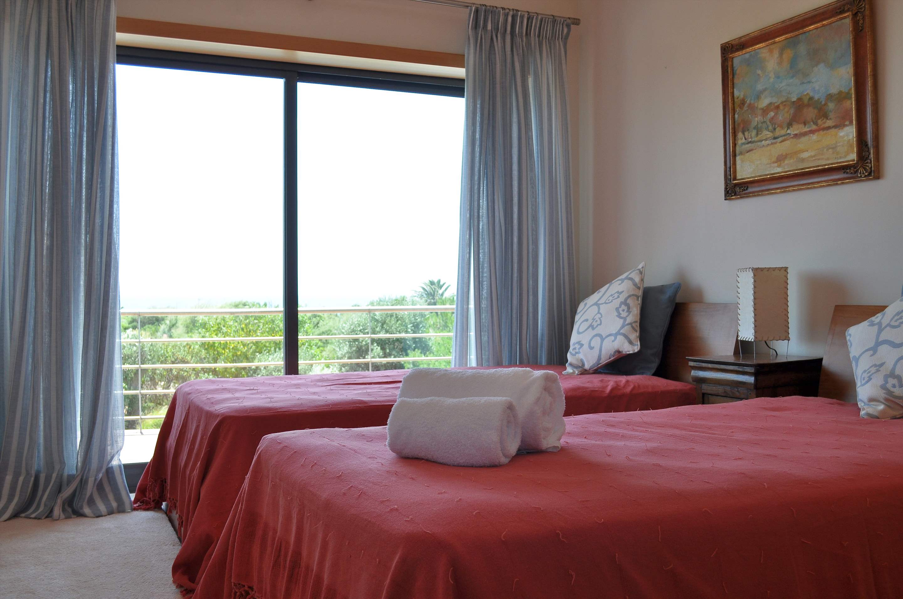 Martinhal Luxury Villa No.77, 5 bedroom villa in Martinhal Sagres, Algarve Photo #12