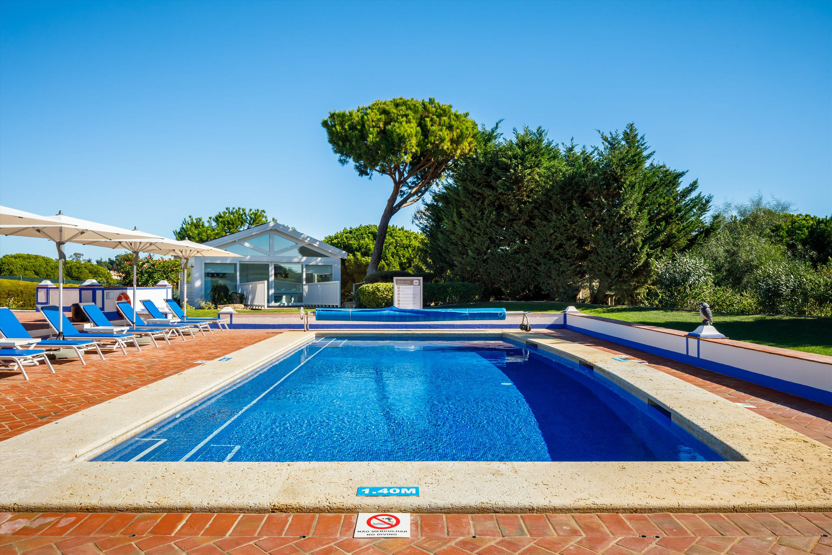 Villa Mirante 1, Five Bedroom Rate, 5 bedroom villa in Albufeira Area, Algarve Photo #14